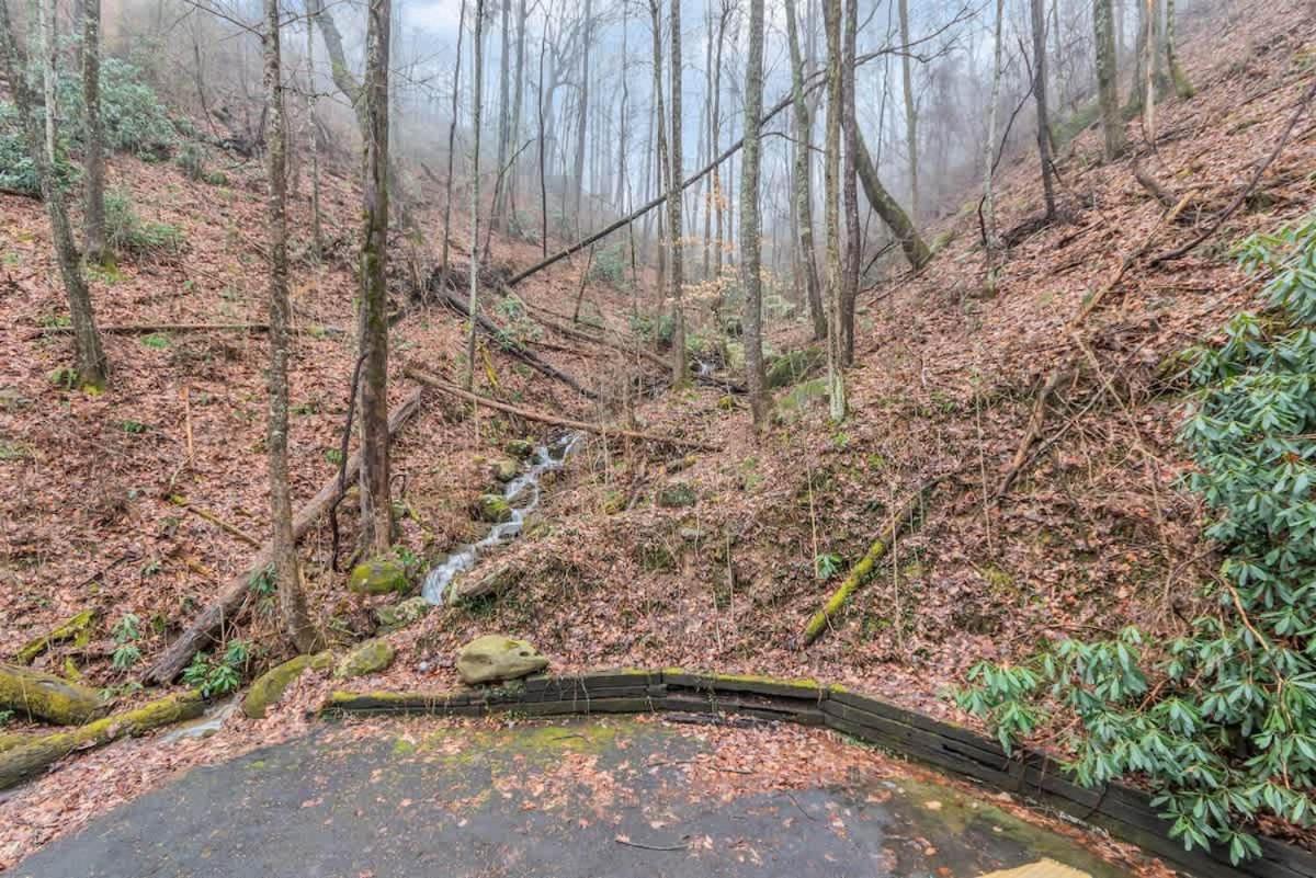 Holiday home Heiden Woods - 2 Minutes To Strip & Park - Hot Tub Gatlinburg