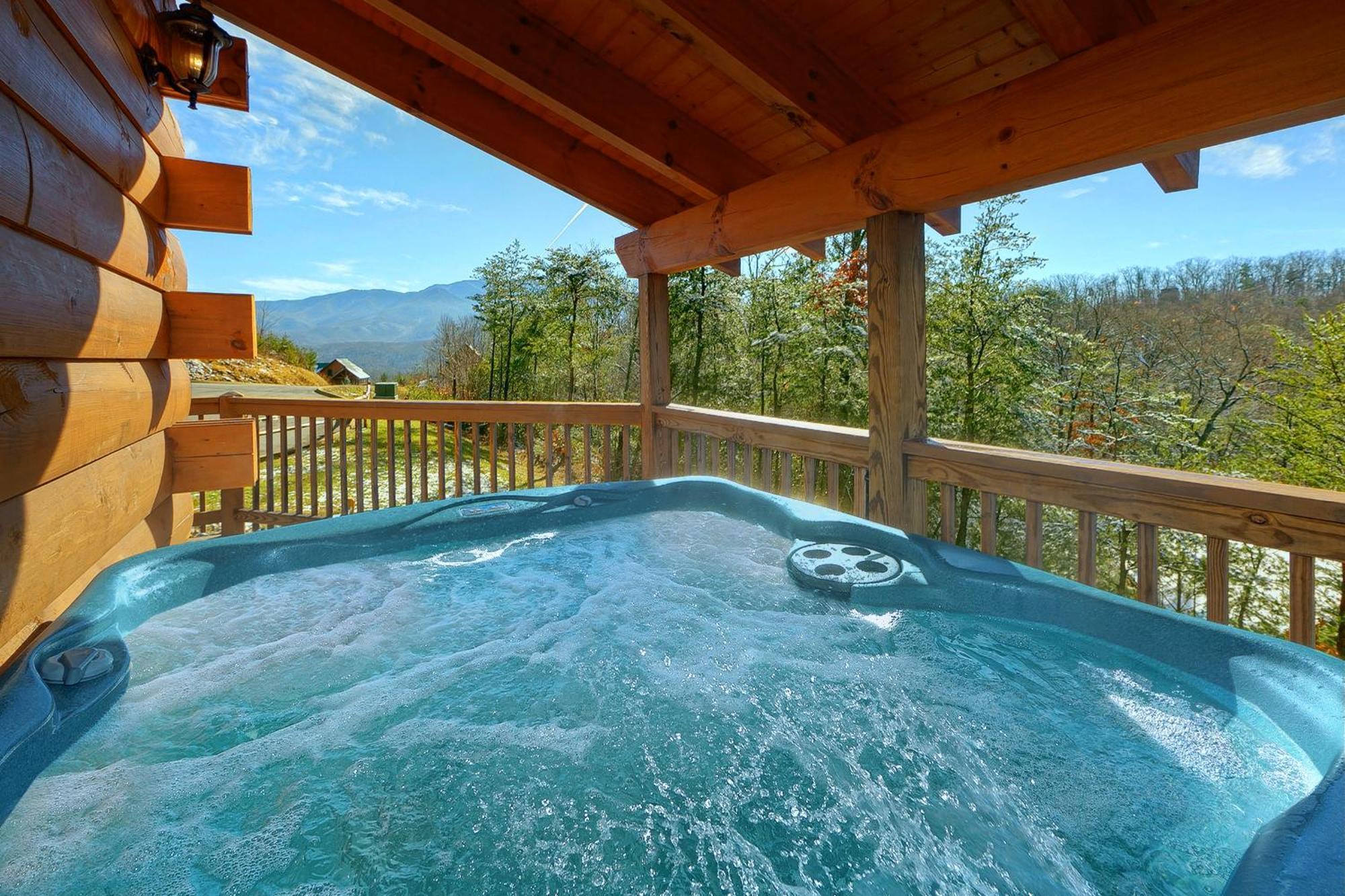 Moonshiner's Legacy Gatlinburg