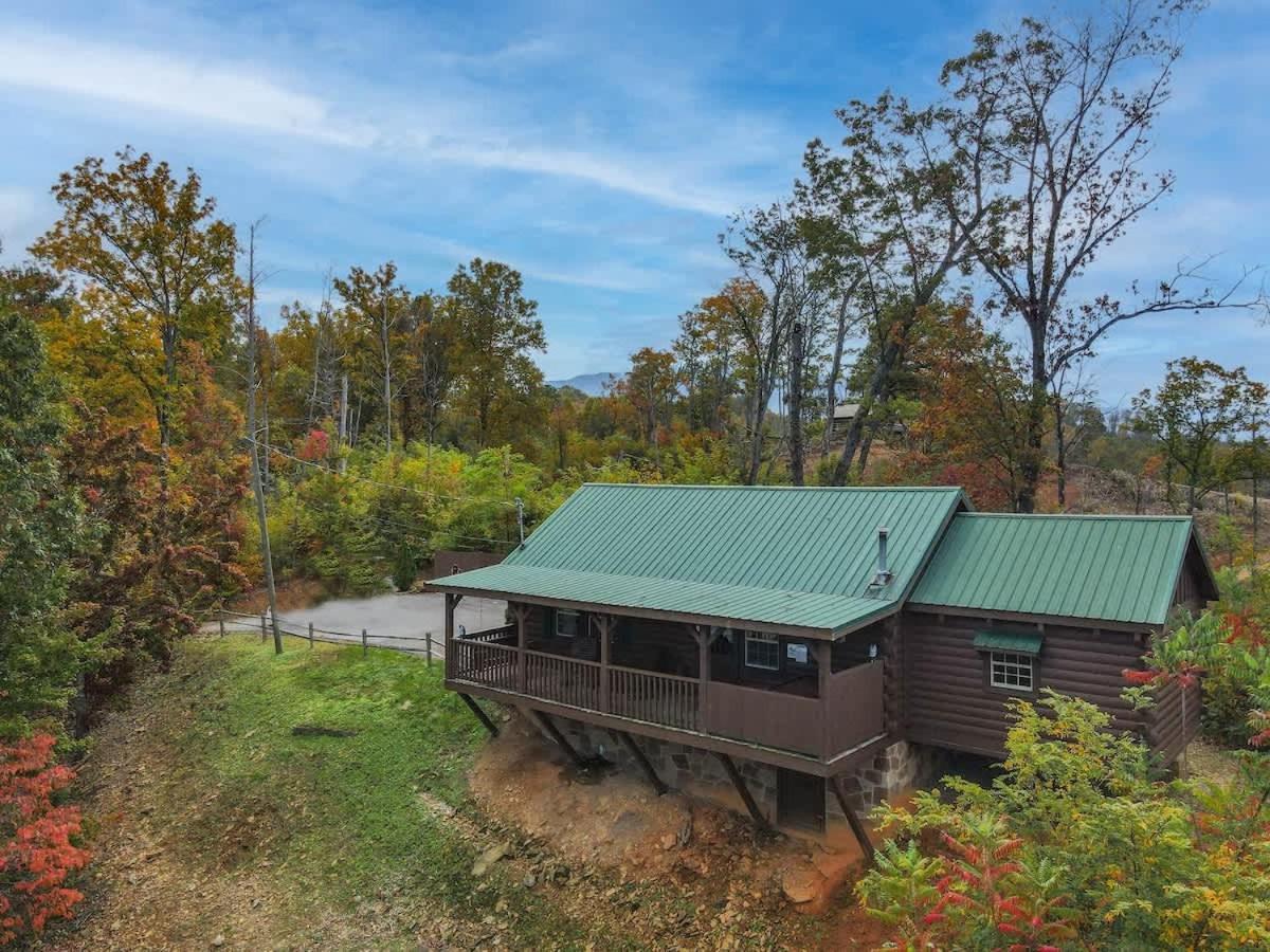 Amazing Views! Hot Tub,pool Table,fireplace,relax! *