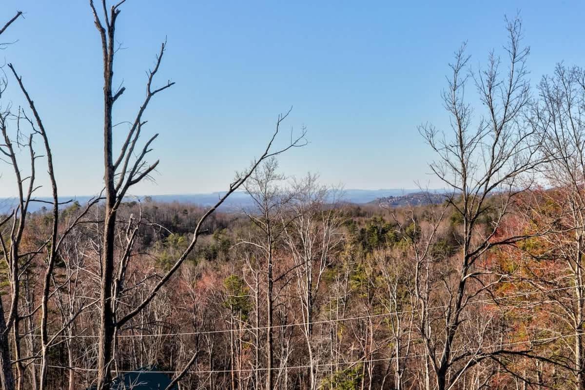 Amazing Views! Hot Tub,pool Table,fireplace,relax! Gatlinburg