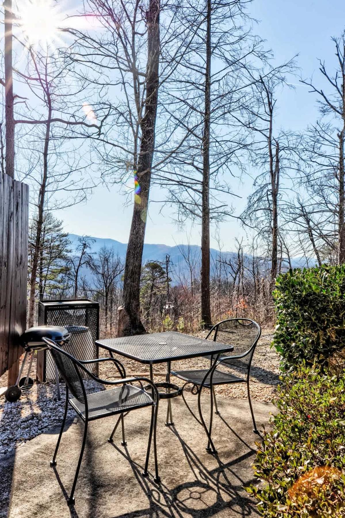 Amazing Views! Hot Tub,pool Table,fireplace,relax!