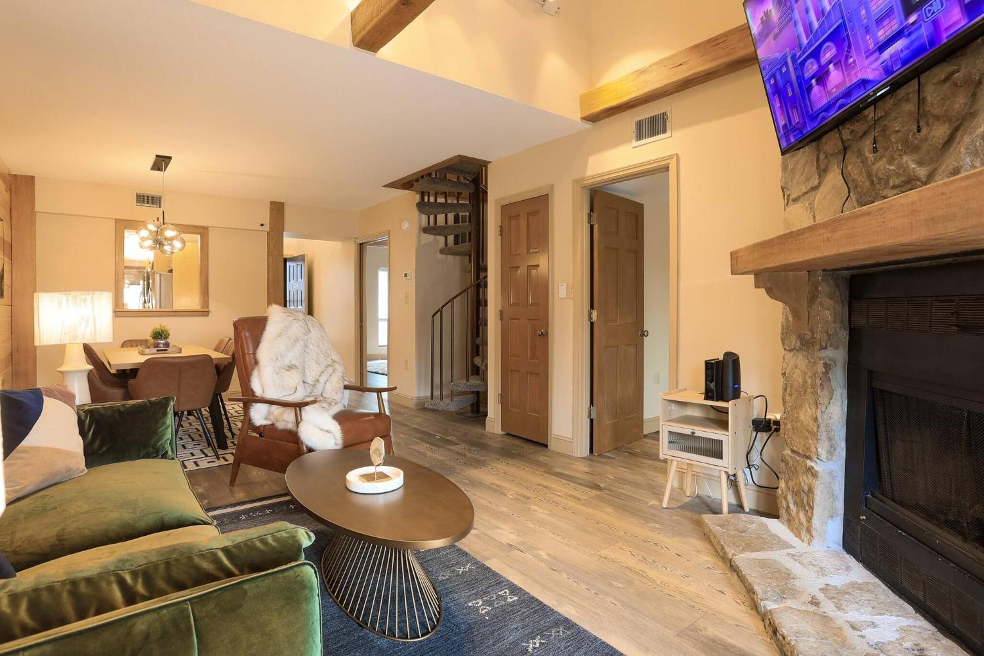 Spacious 3 Bedroom Close To - 8 Min Drive! Apartment Gatlinburg