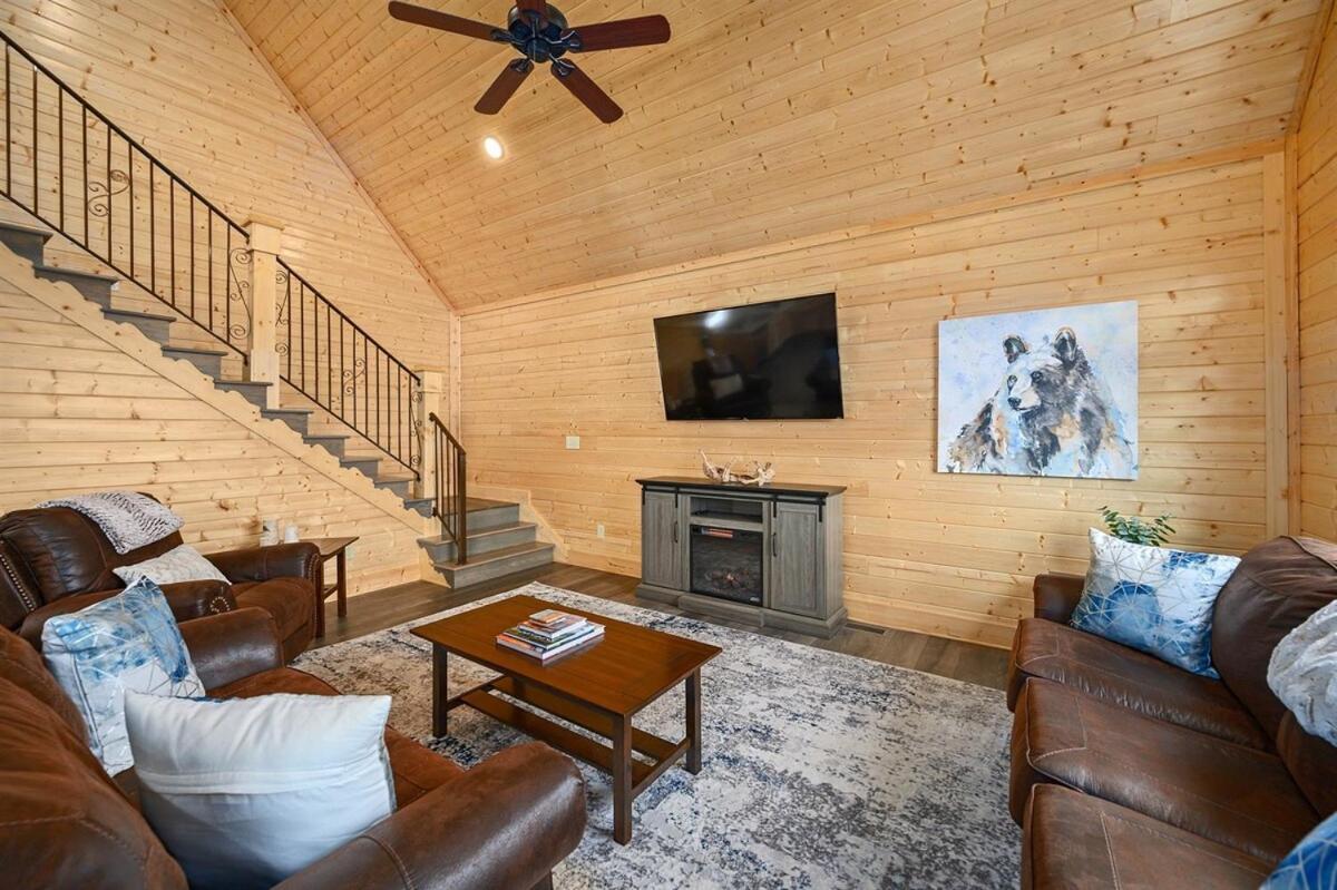 Holiday home Close To Downtown Amazing Mount Leconte Views Hot Tub Game *