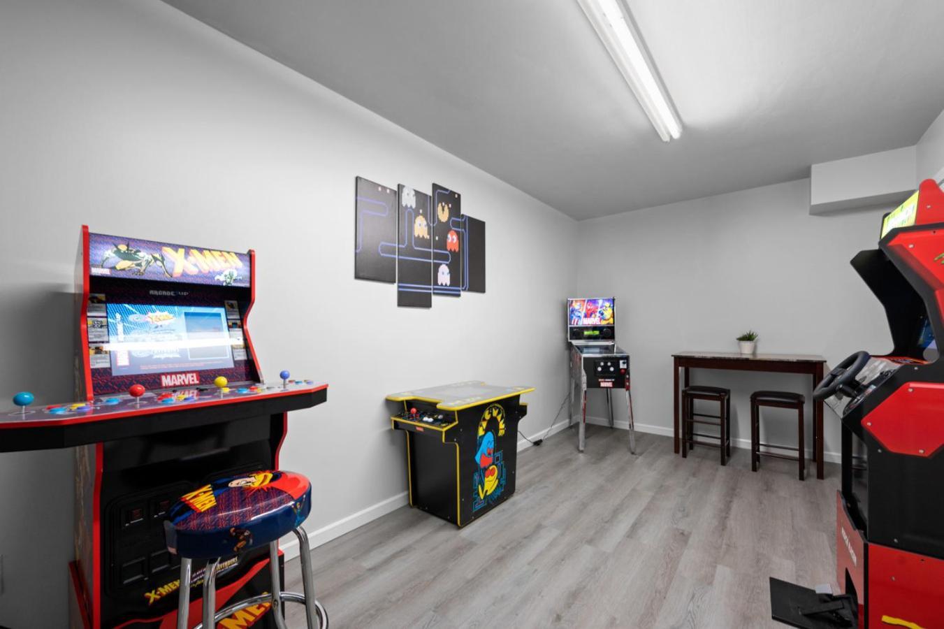 Family W Private Hot Tub- Game Rm- Disc Golf- Pets Holiday home