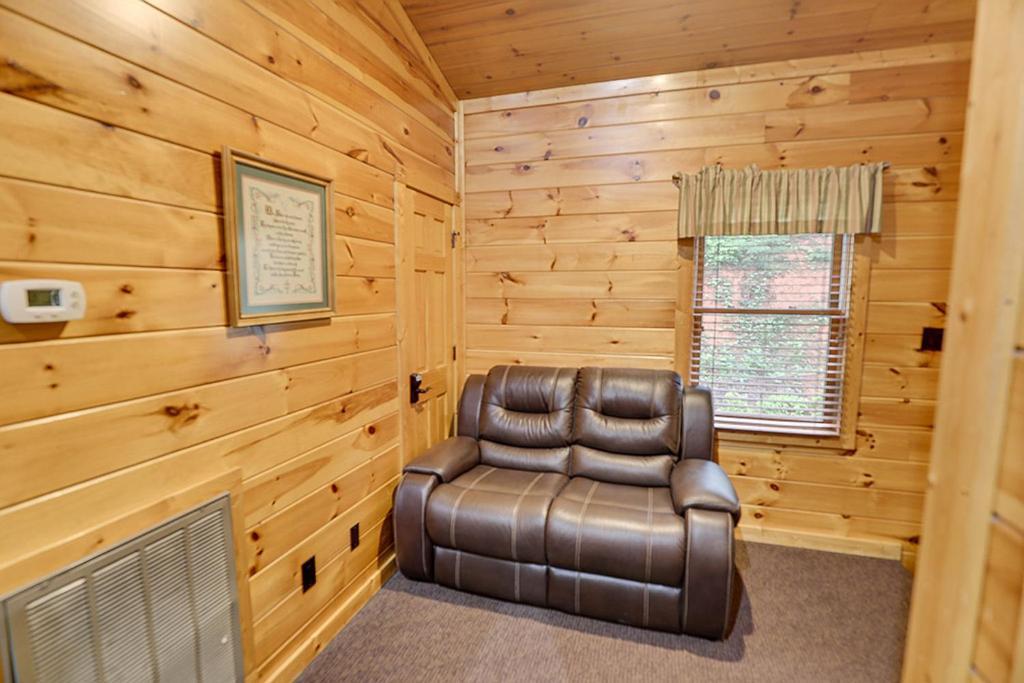5 Star By Venture Smoky Mountains *