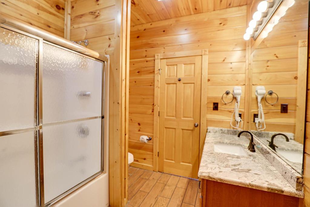 5 Star By Venture Smoky Mountains Holiday home *