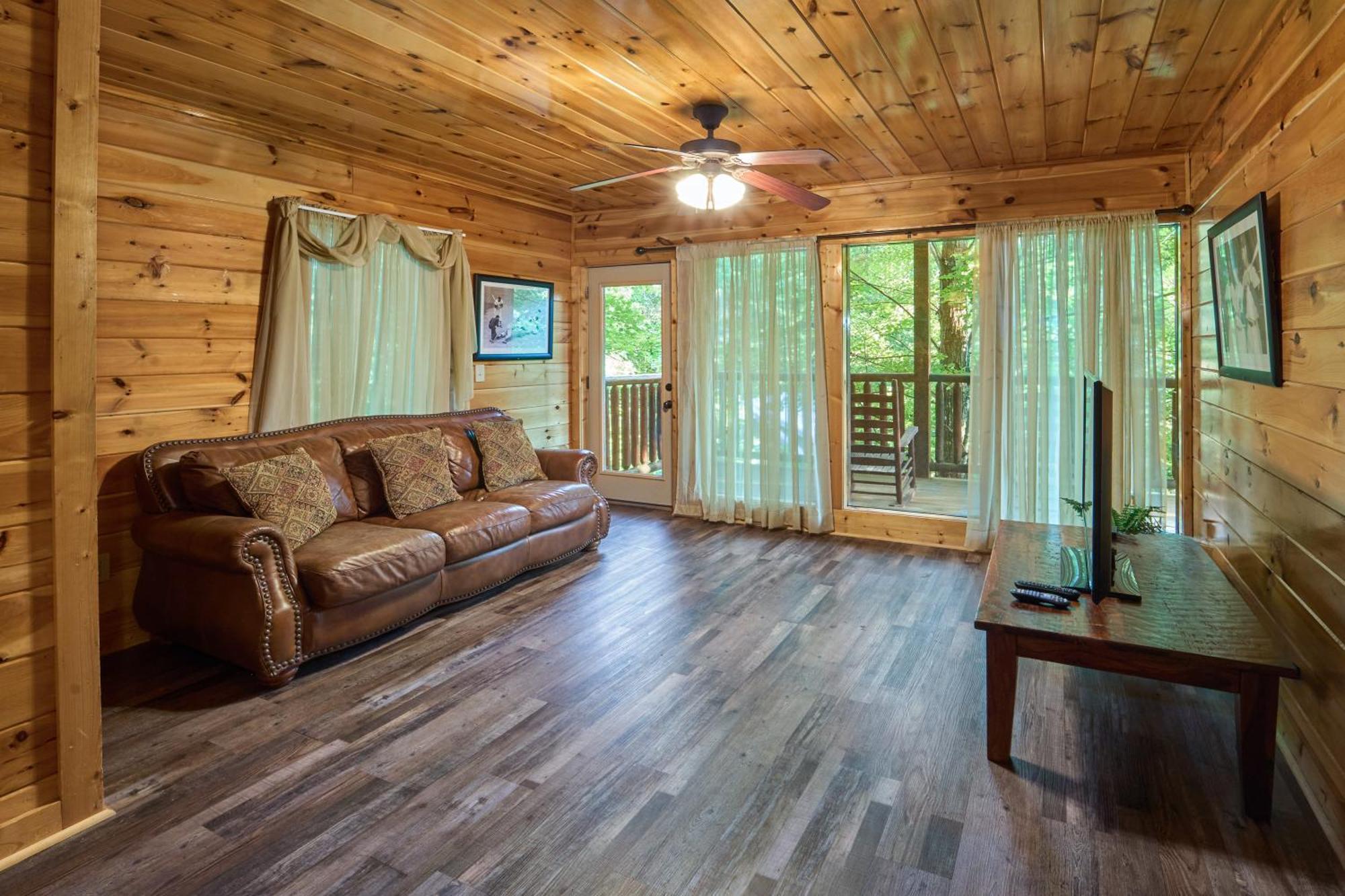 Summit Sanctuary * Gatlinburg