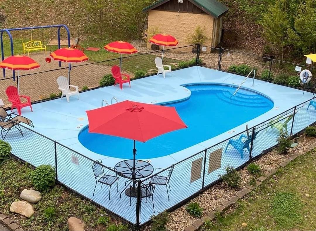 Holiday home Family Size, Wood Cabin, Pool Table, Hot Tub