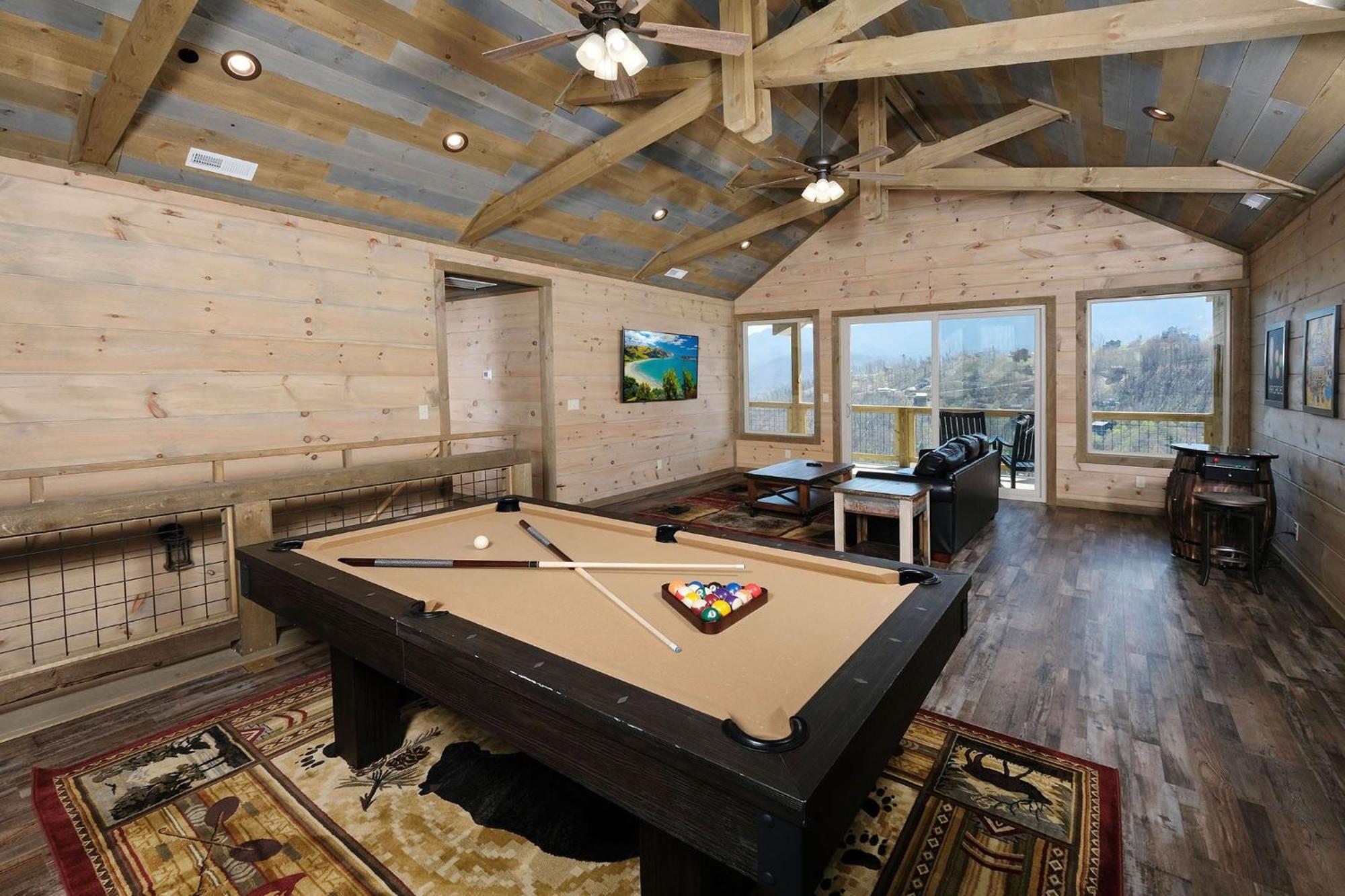 Splash N Heavenly Views Villa Gatlinburg