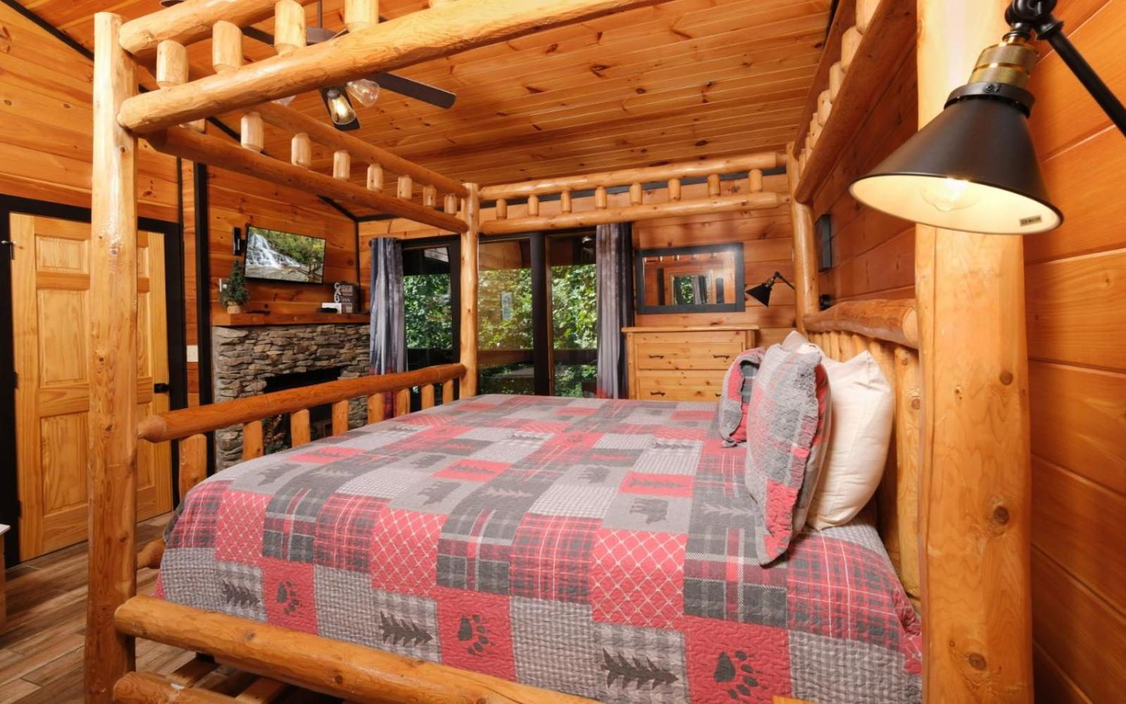 Villa A Bearcation Gatlinburg