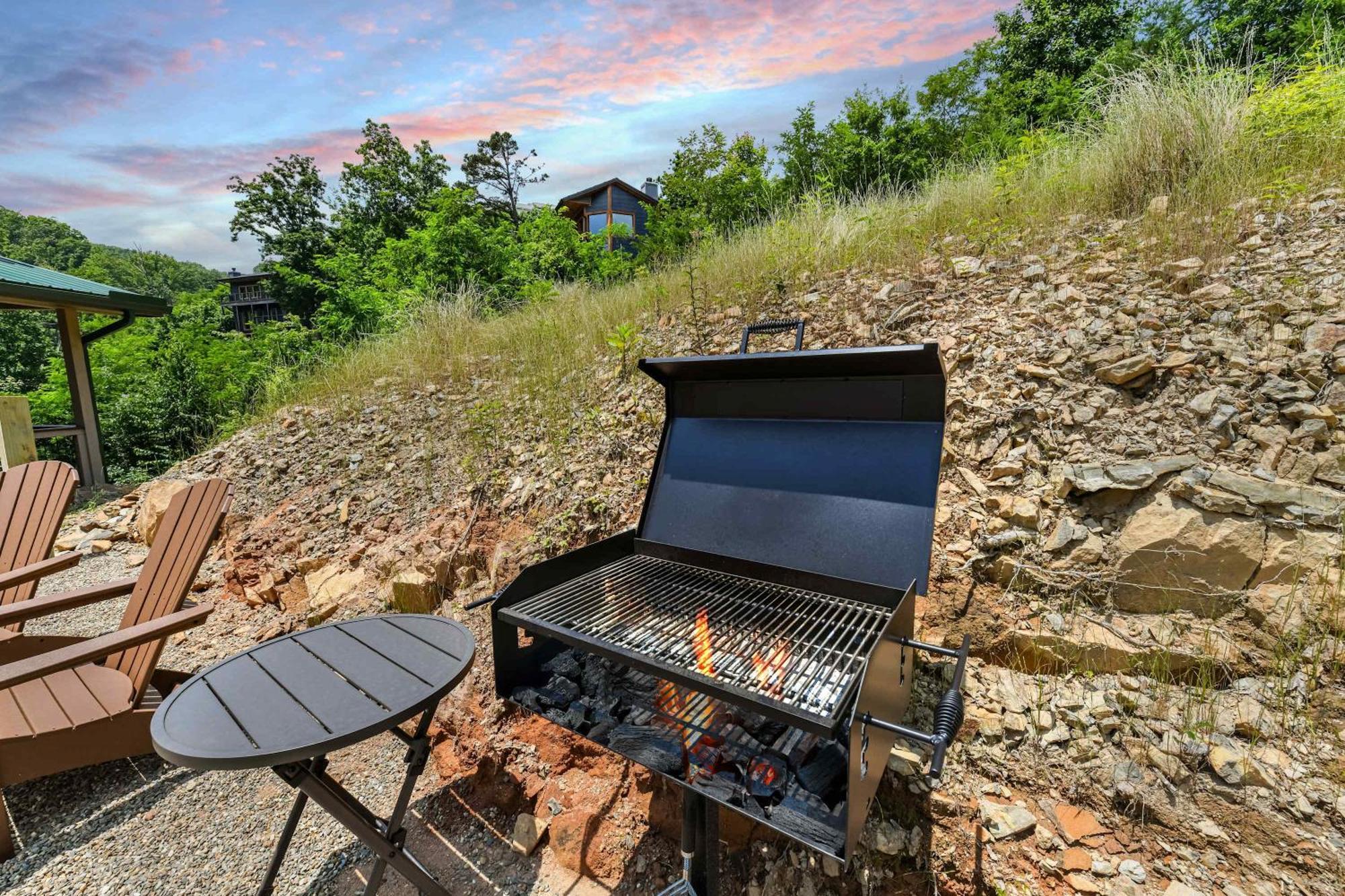 New Luxury - - Mountain View! Holiday home