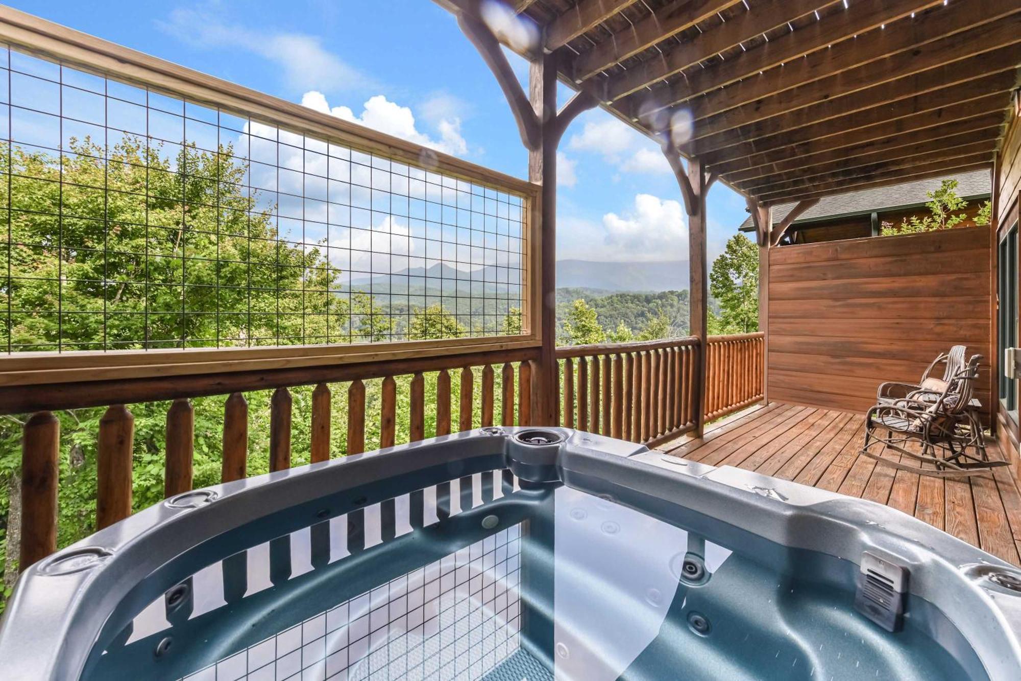 Breath Taking Sunrise Views - Amenities Chalet *