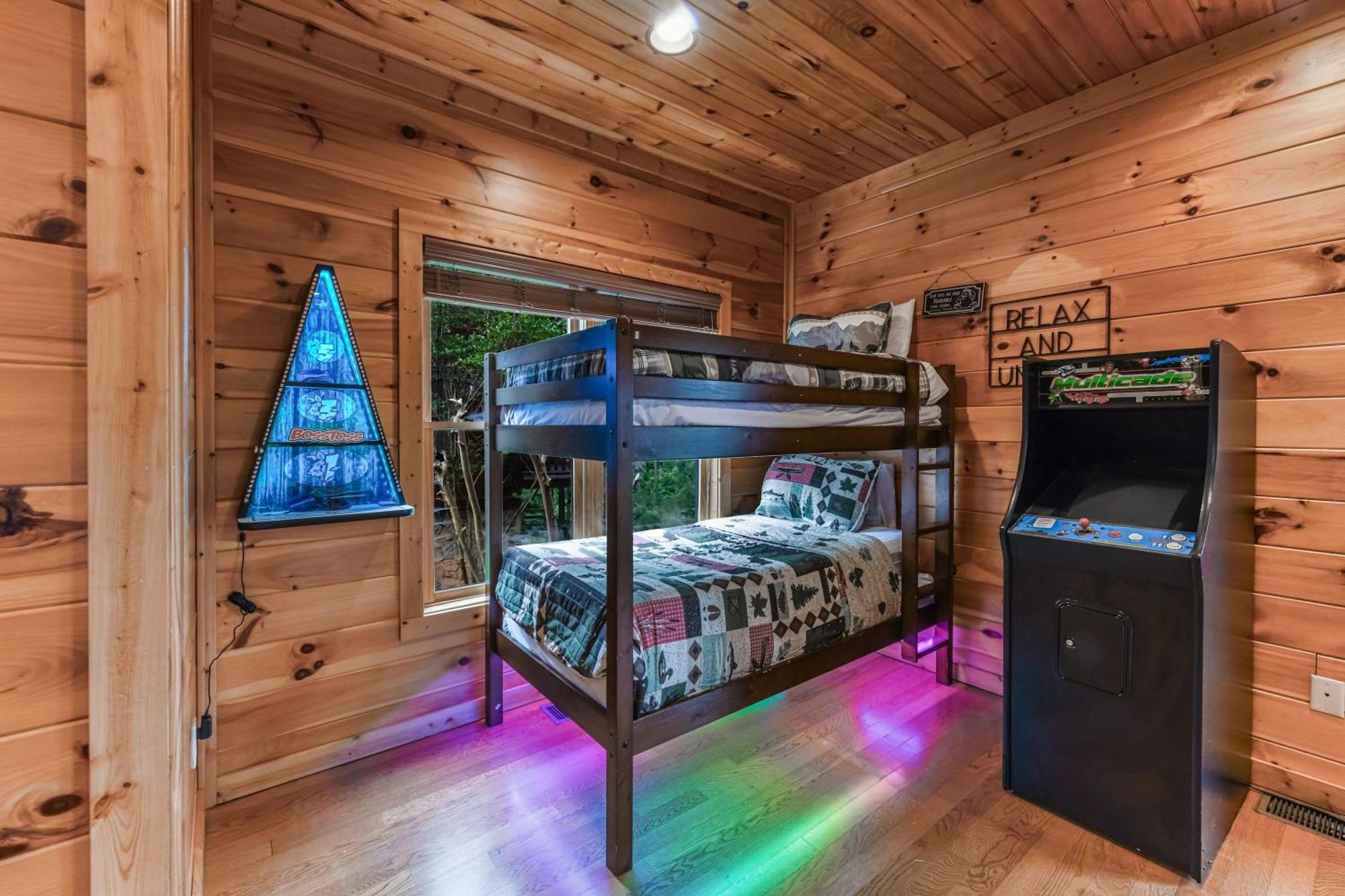 Chalet Breath Taking Sunrise Views - Amenities Gatlinburg