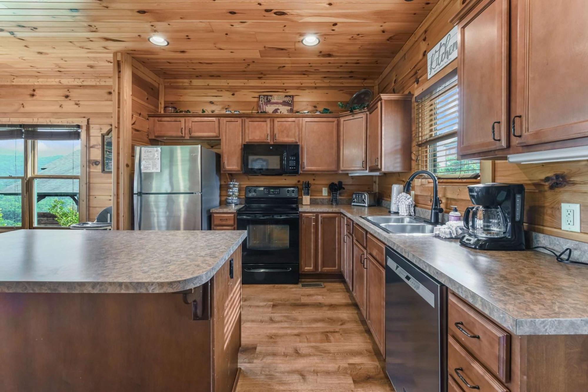Chalet Breath Taking Sunrise Views - Amenities Gatlinburg