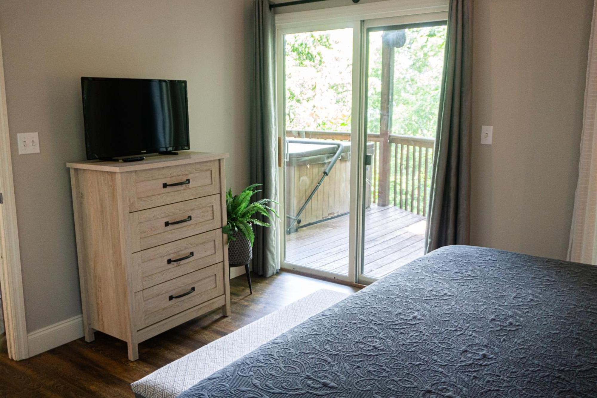 Mountain Escape Chalet-paradise! Gatlinburg