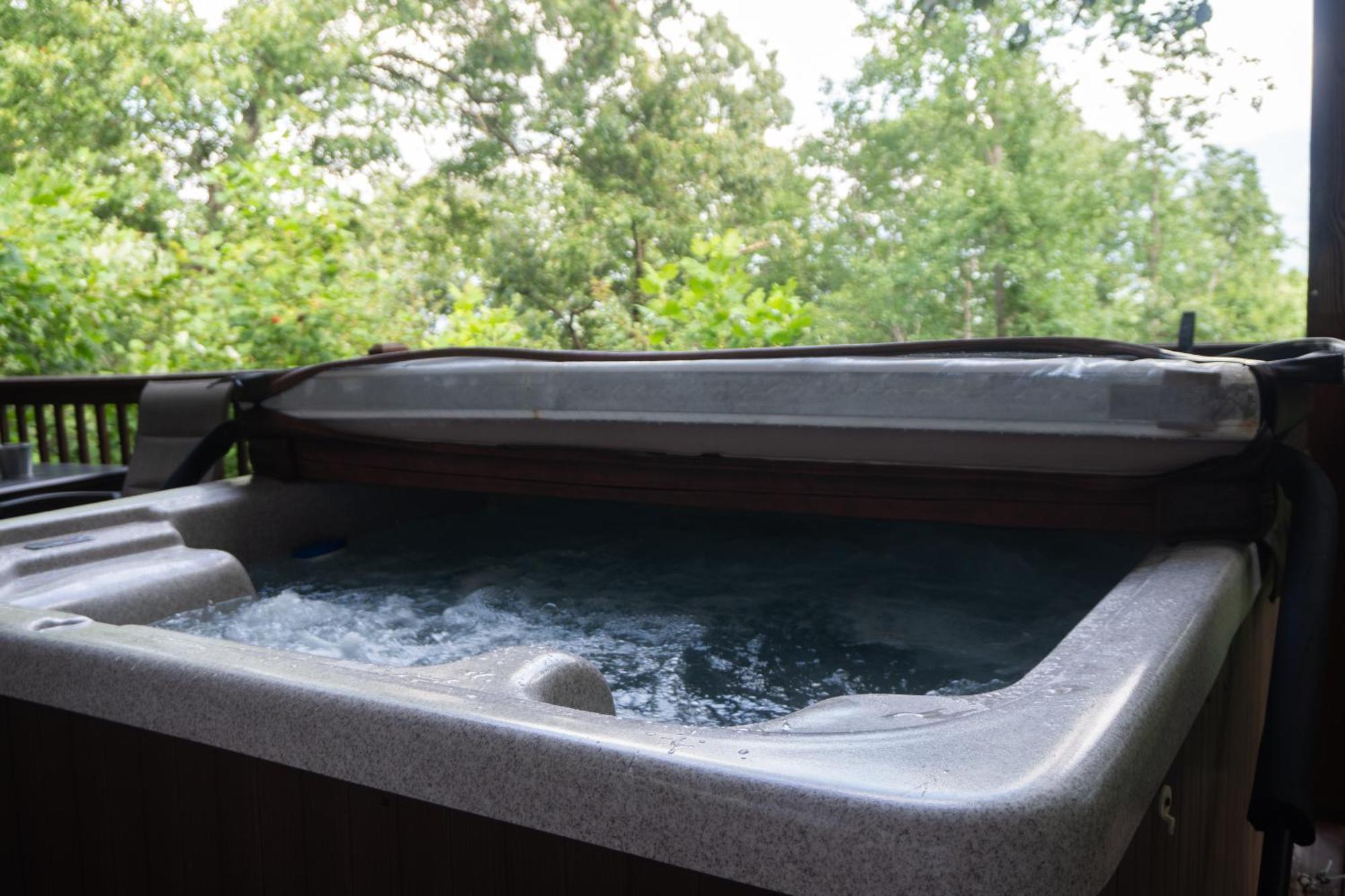 Mountain Escape Chalet-paradise! * Gatlinburg