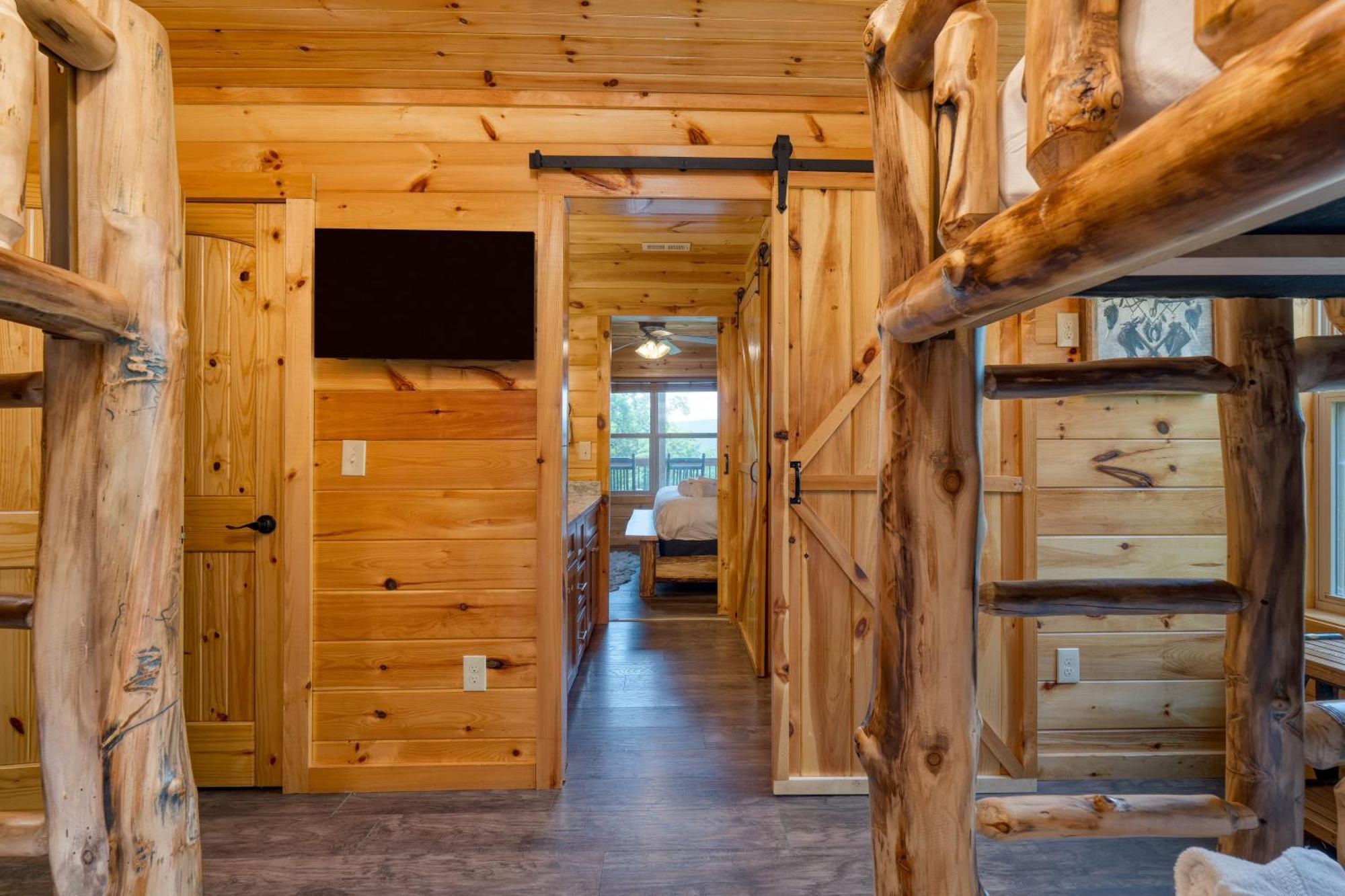 Evergreen Echo By Avantstay W Mountain Views Theater Game And Hot Tub