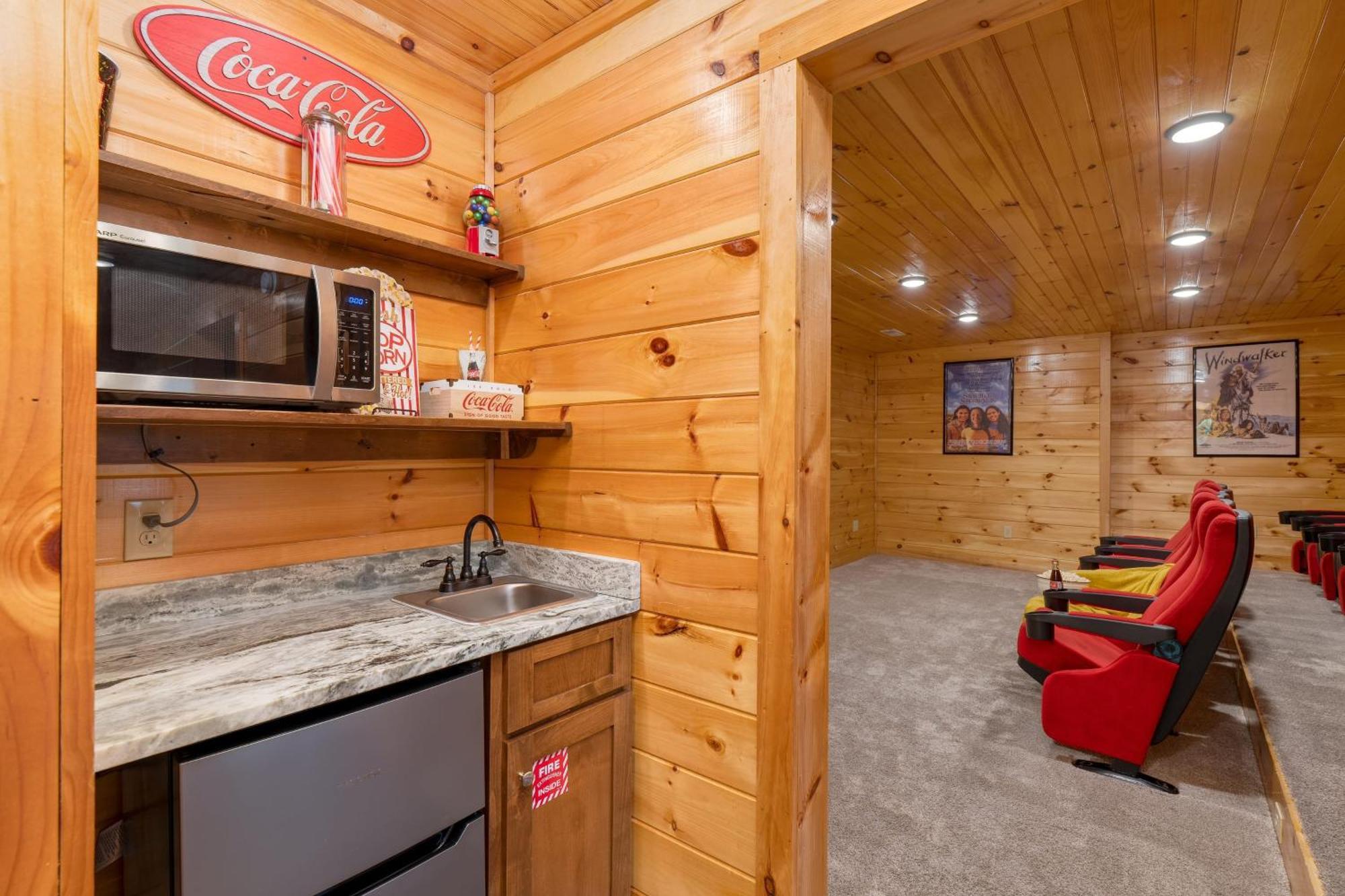 Evergreen Echo By Avantstay W Mountain Views Theater Game And Hot Tub * Gatlinburg