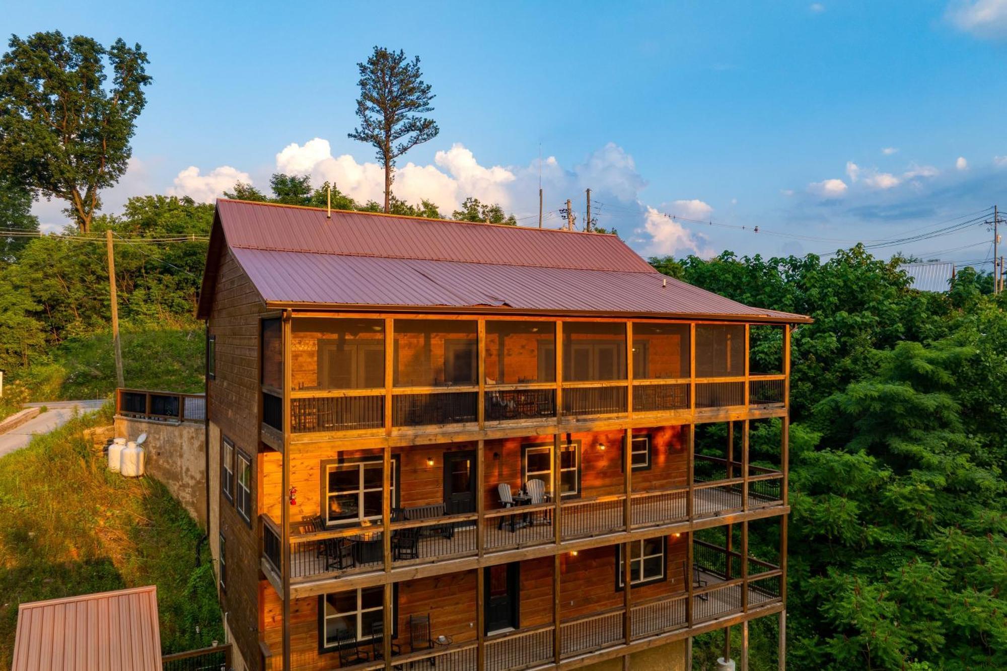 Evergreen Echo By Avantstay W Mountain Views Theater Game And Hot Tub Holiday home Gatlinburg