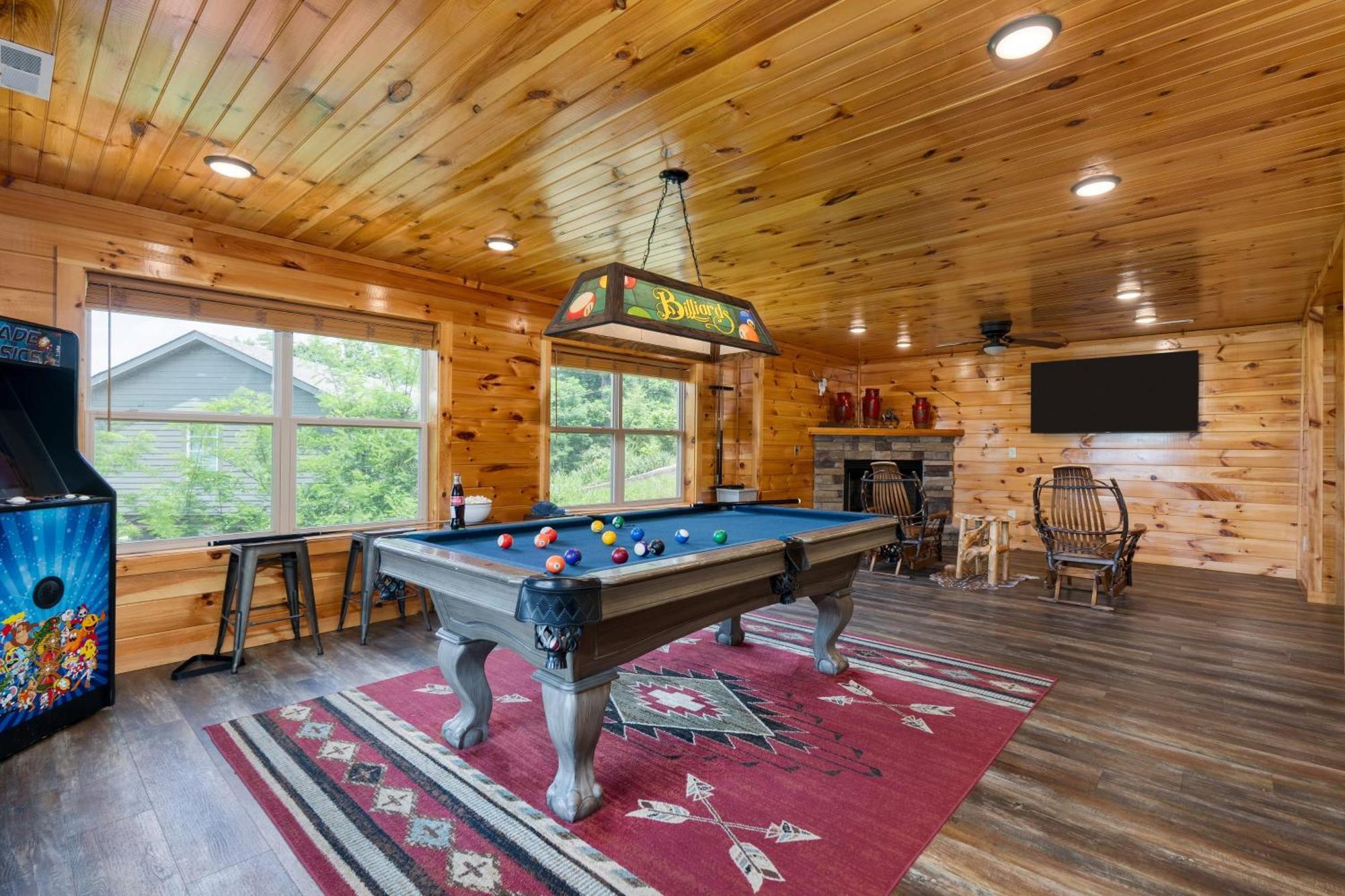 Evergreen Echo By Avantstay W Mountain Views Theater Game And Hot Tub Holiday home *
