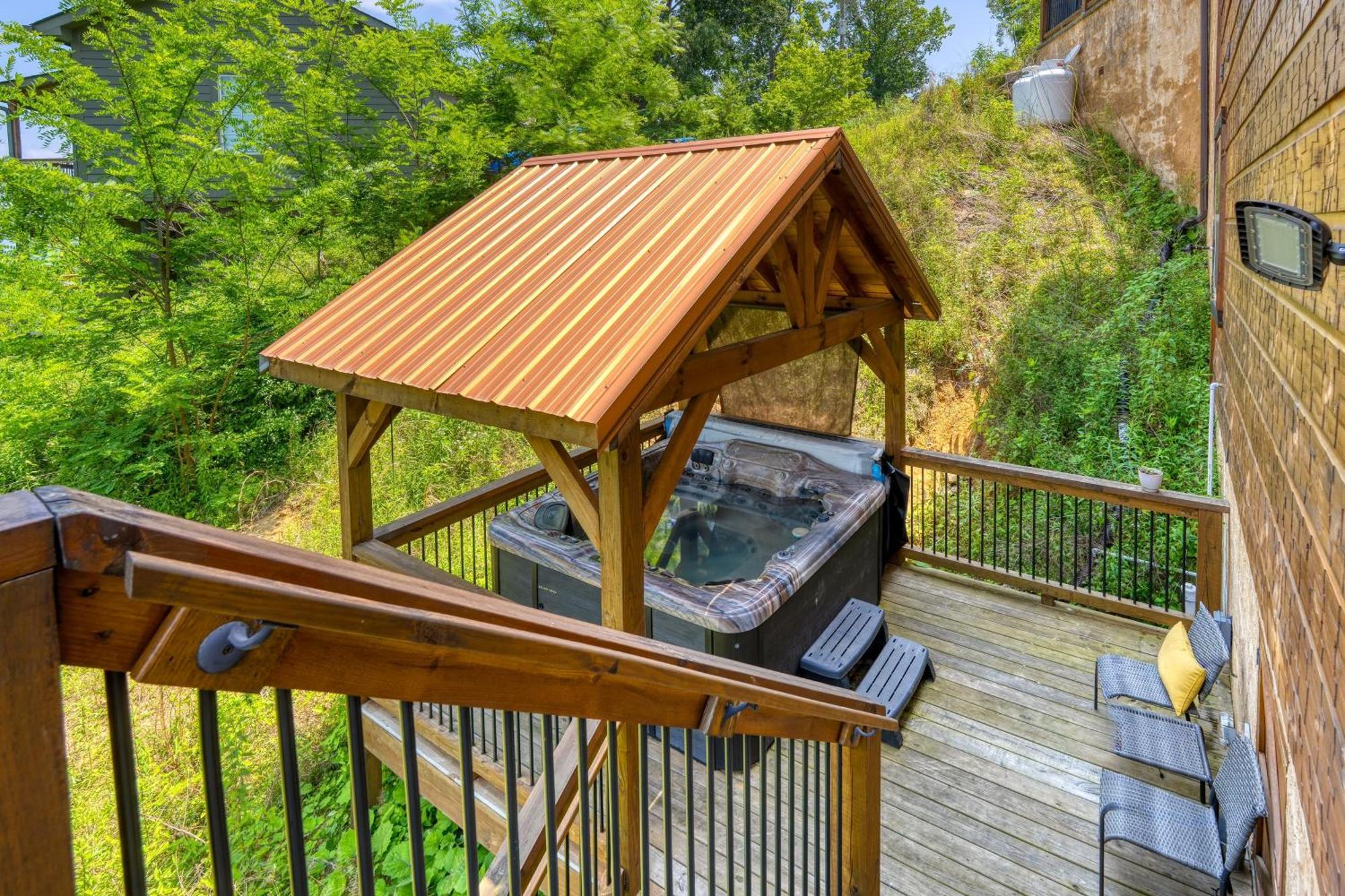 Evergreen Echo By Avantstay W Mountain Views Theater Game And Hot Tub Holiday home Gatlinburg