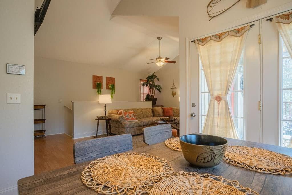 Sasquatch Family Fgh Sleeps 36 * Gatlinburg