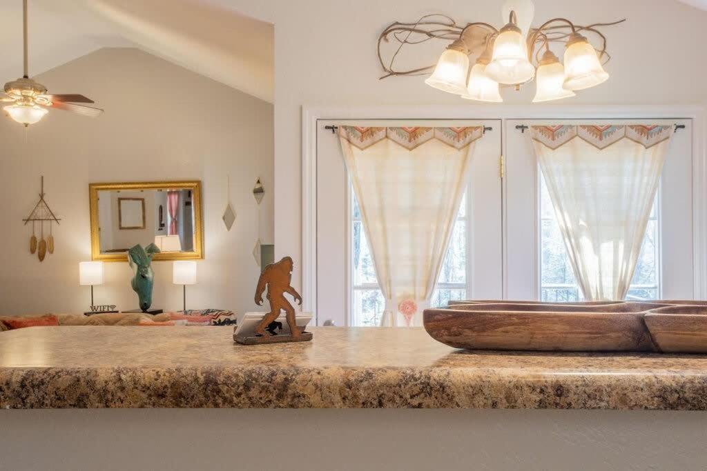 Sasquatch Family Fgh Sleeps 36 Holiday home