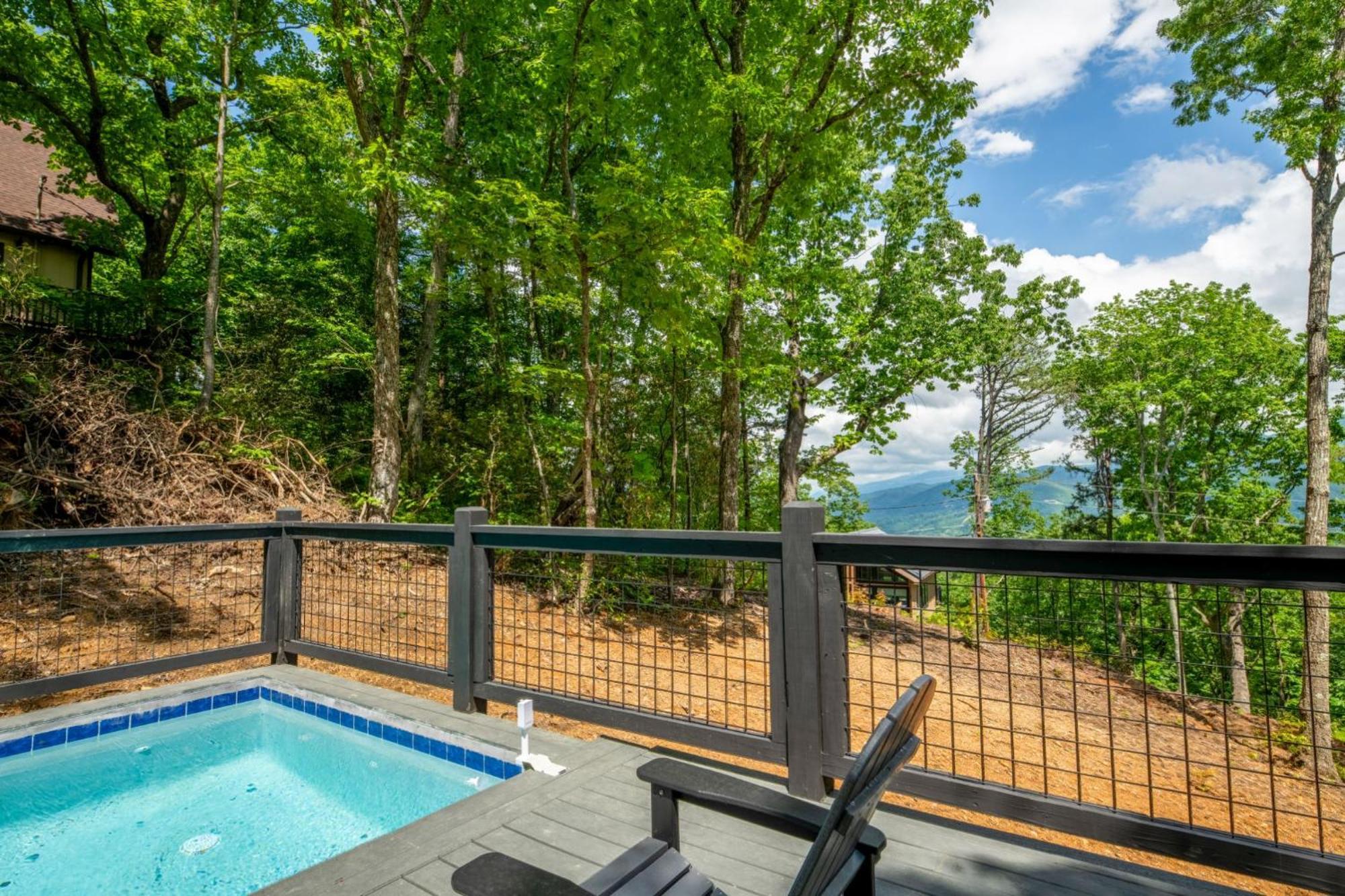 Soakin Up The Views Holiday home *