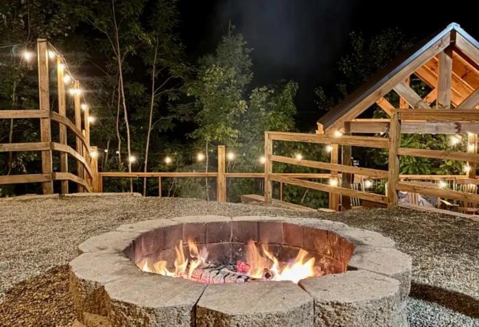 Holiday home Out Of The Ashes Is A Brand New 3 Bedroom With High End Touches, Hot Tub, And A Mountain View! Gatlinburg