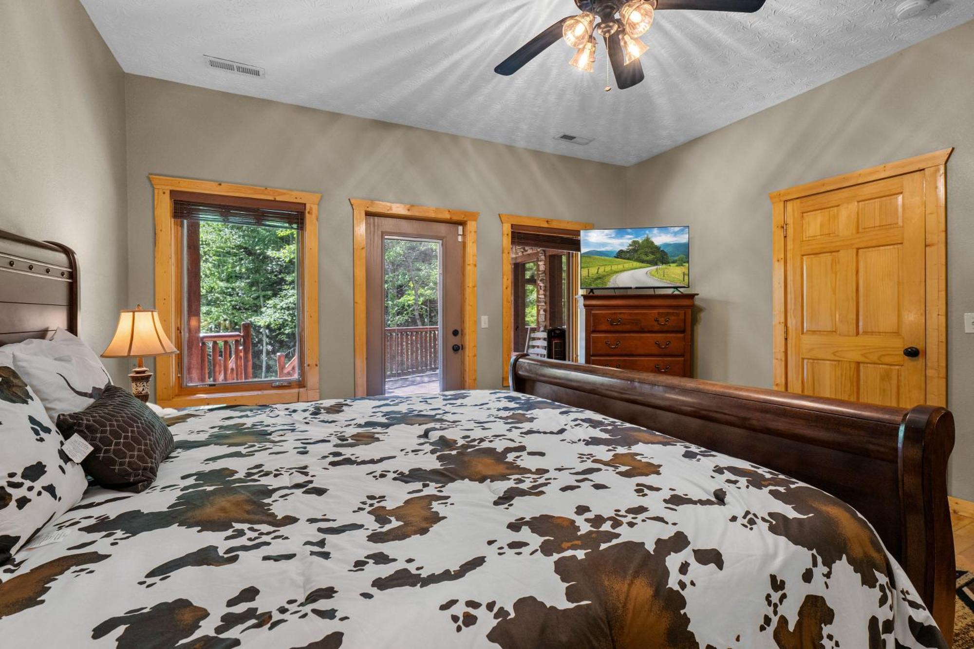 Laurel Creek Hideaway * Gatlinburg