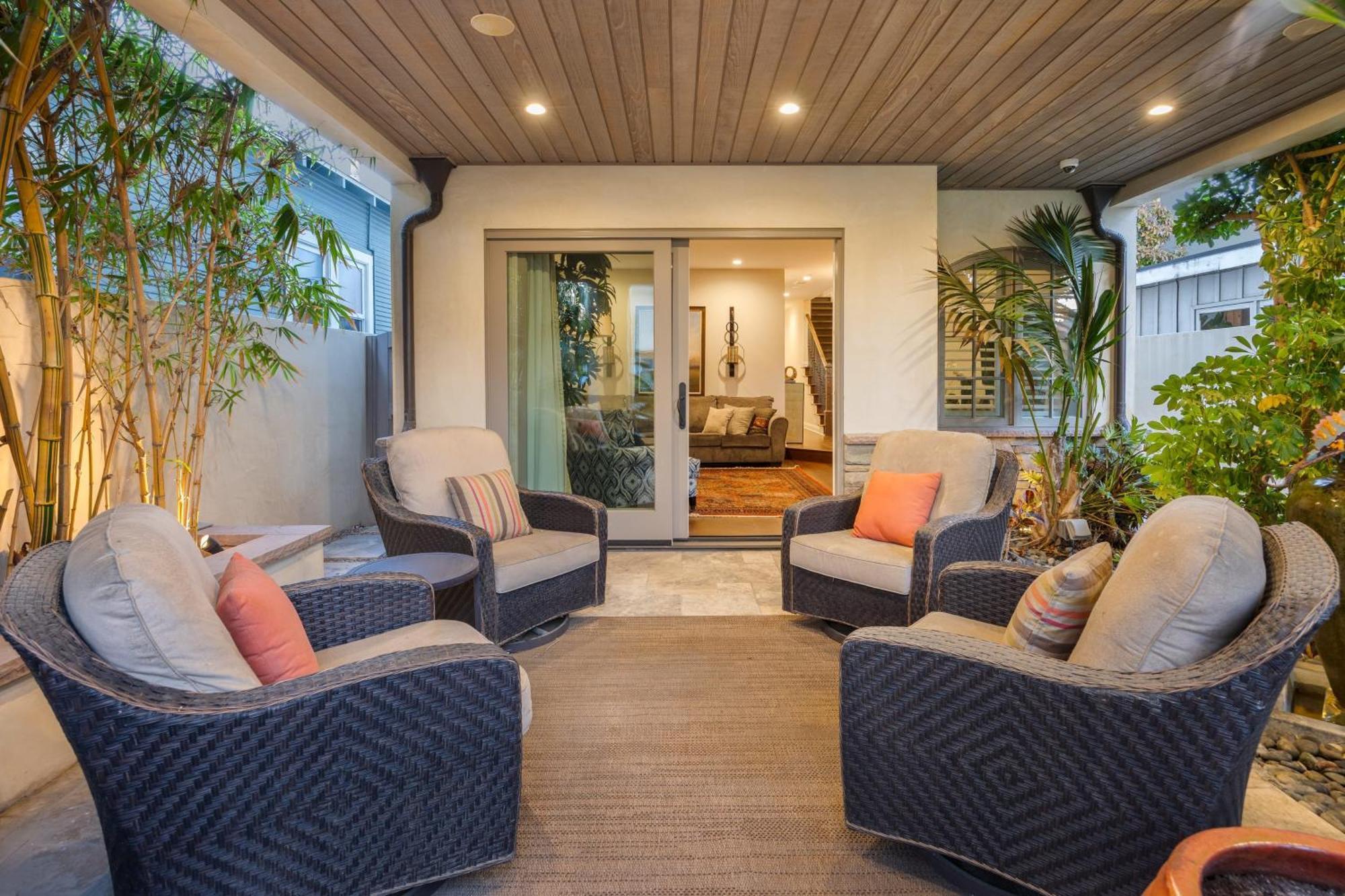 Triple Mountain View: Hot Tub Game Stunning Smoky Mountain Views Holiday home