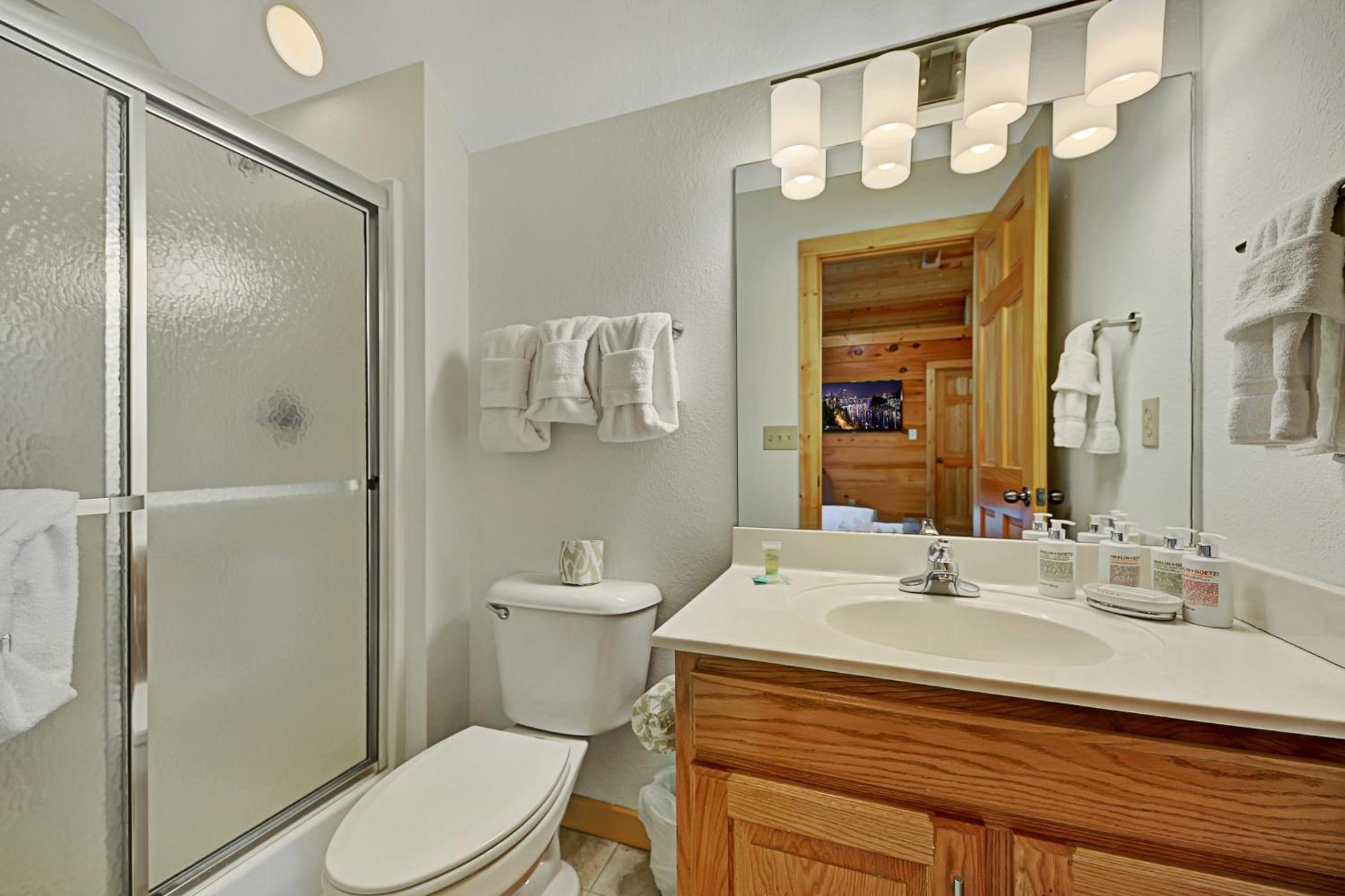 Holiday home Triple Mountain View: Hot Tub Game Stunning Smoky Mountain Views