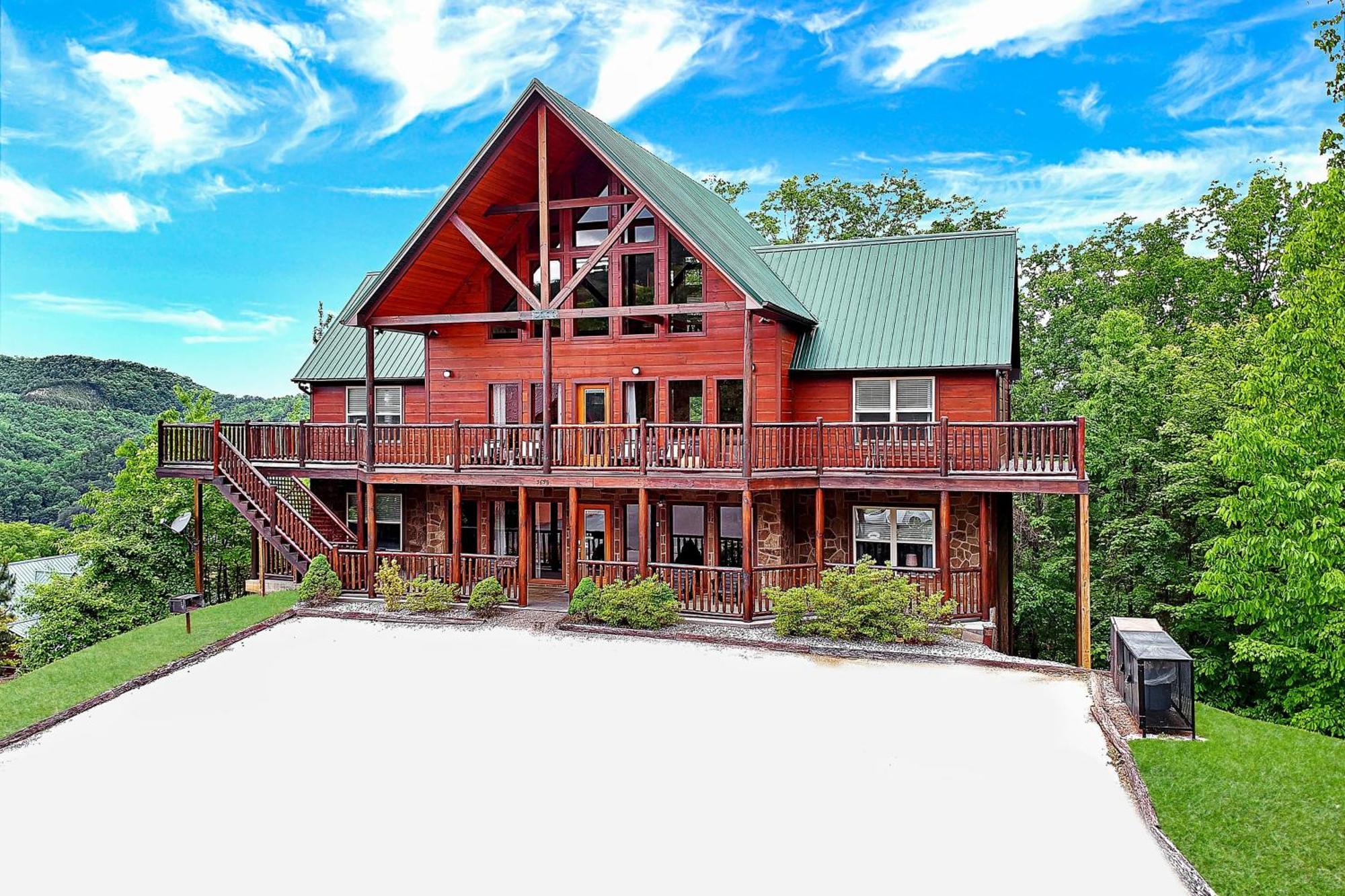 Holiday home Triple Mountain View: Hot Tub Game Stunning Smoky Mountain Views *