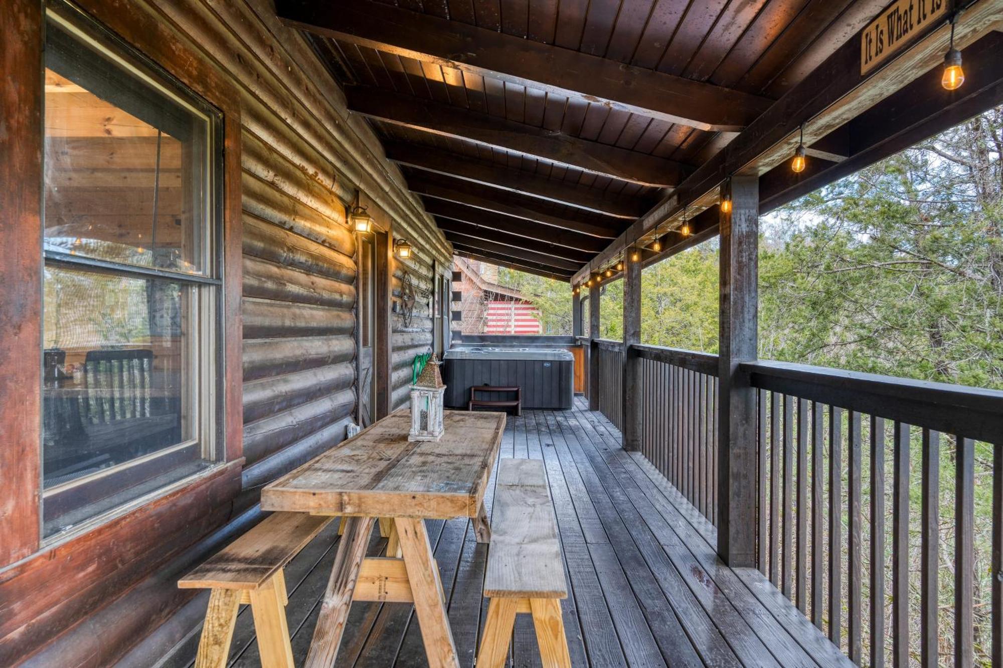 Holiday home Triple Mountain View: Hot Tub Game Stunning Smoky Mountain Views *