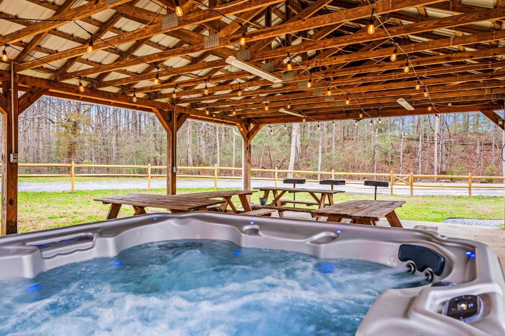 A Family Tradition By Avada Holiday home Gatlinburg