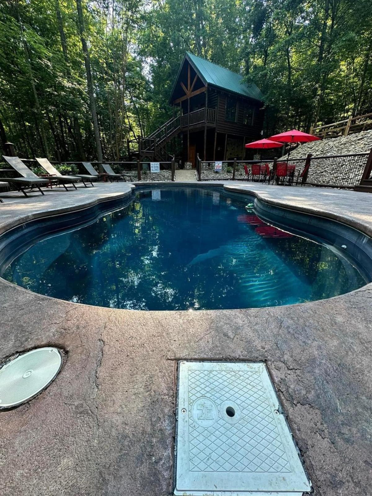 Away In The Mountains By Avada Holiday home
