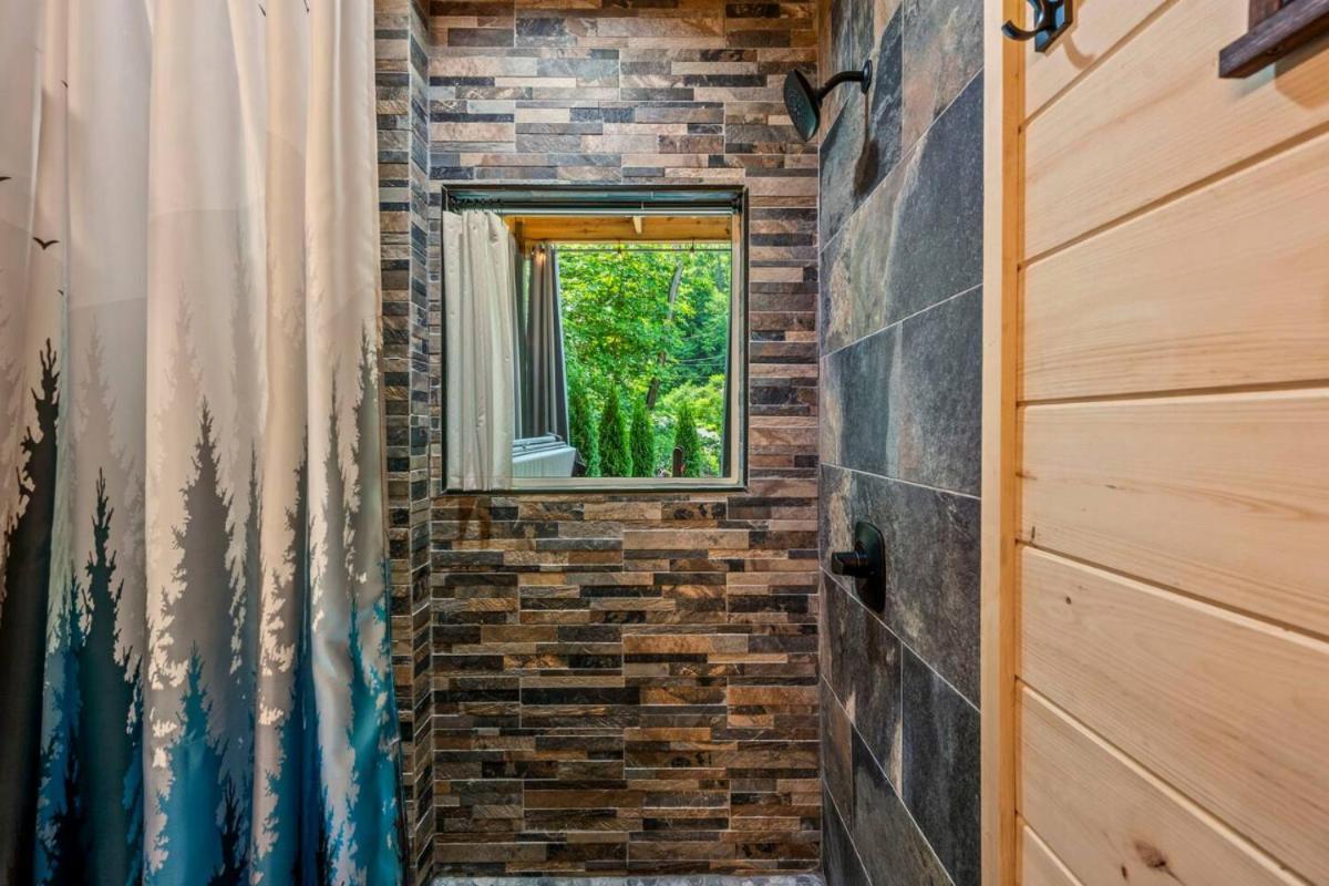 Cub Creek Retreat By Avada * Gatlinburg
