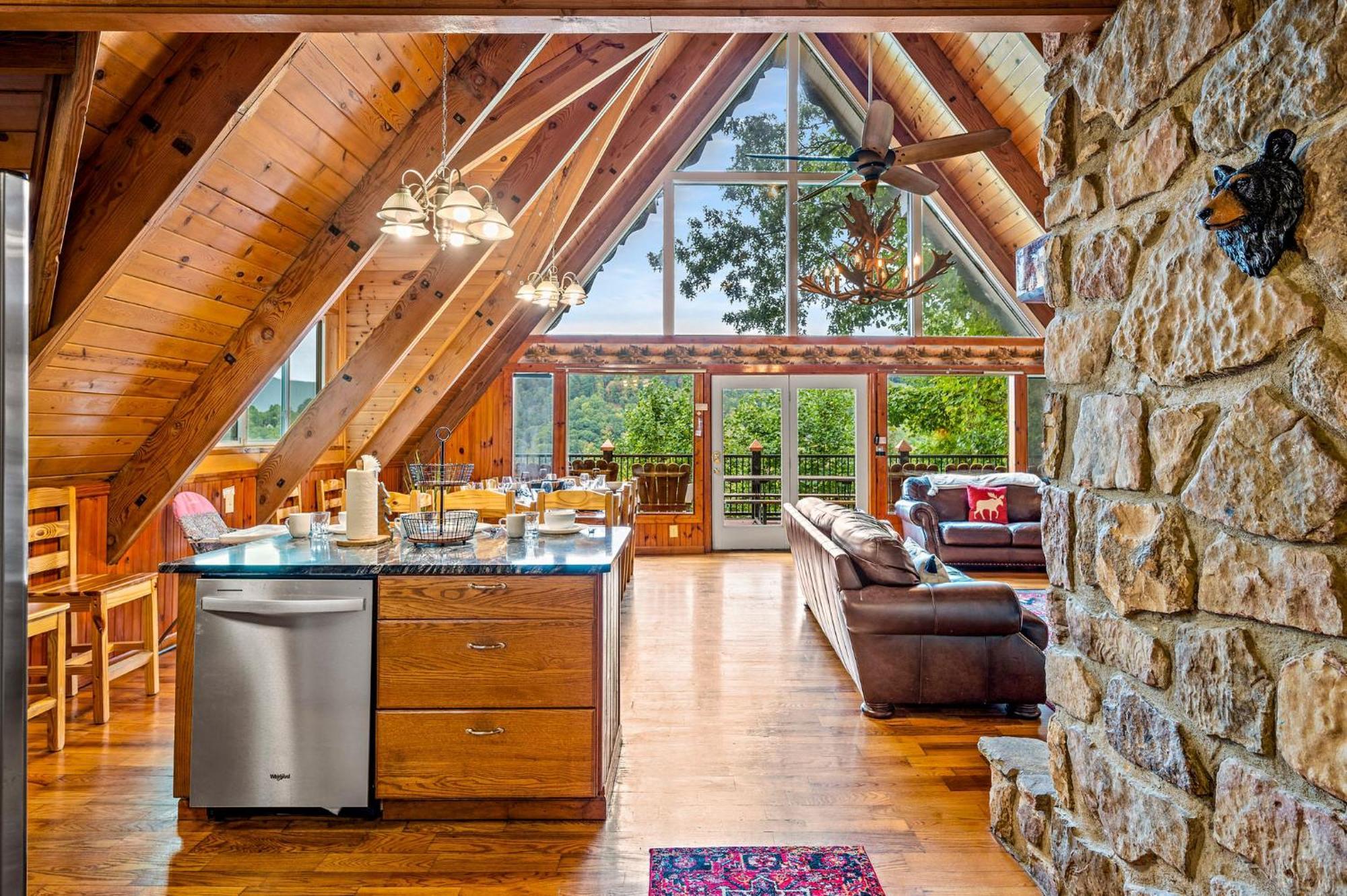 Grand Pinnacle By Avada * Gatlinburg