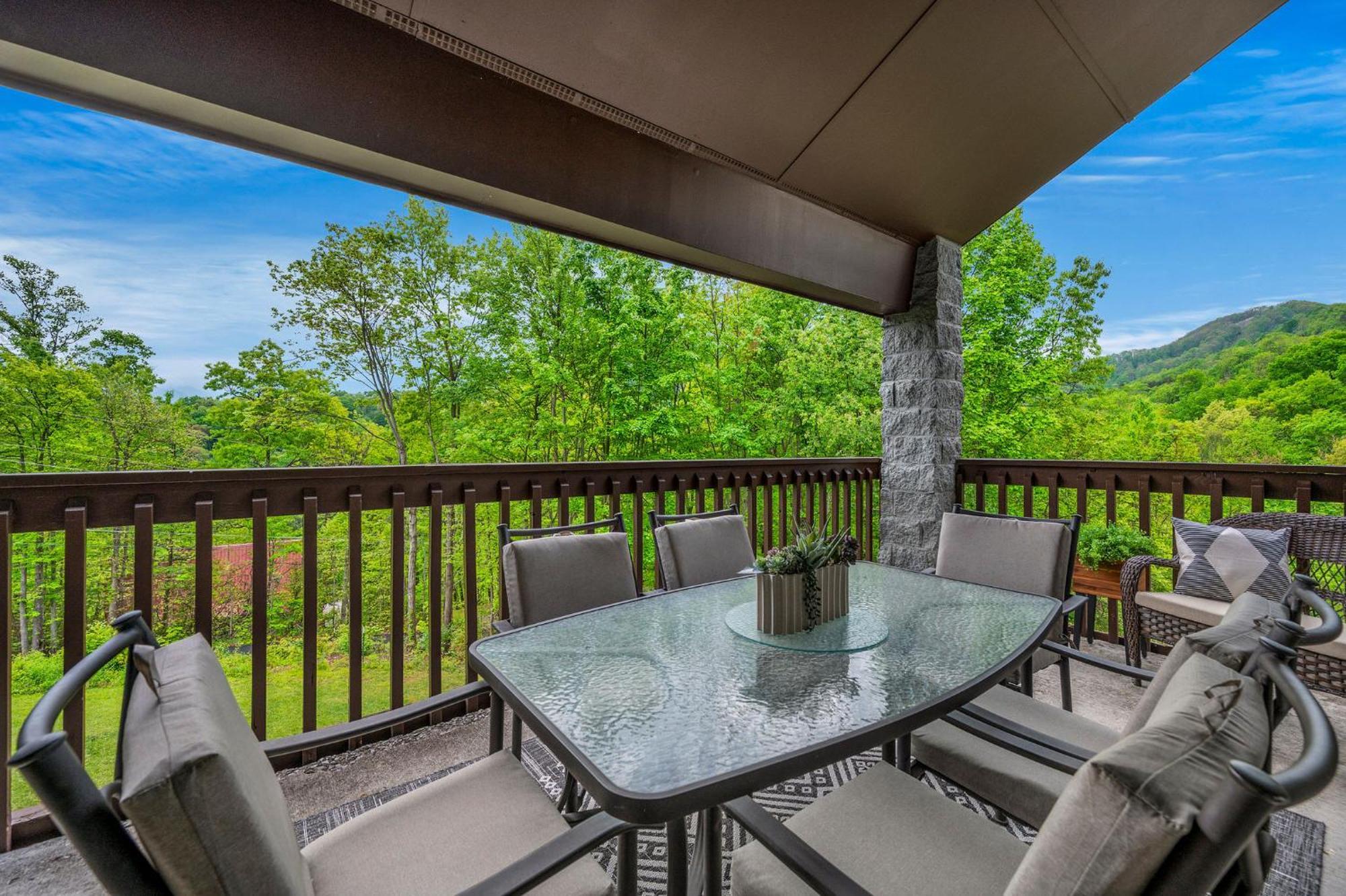 Holiday home Gracious Oasis By Avada Gatlinburg