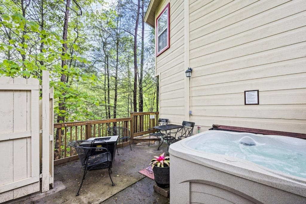 Mountain Mist By Avada Holiday home Gatlinburg