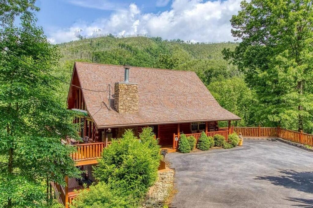Holiday home Pine Paradise By Avada Gatlinburg