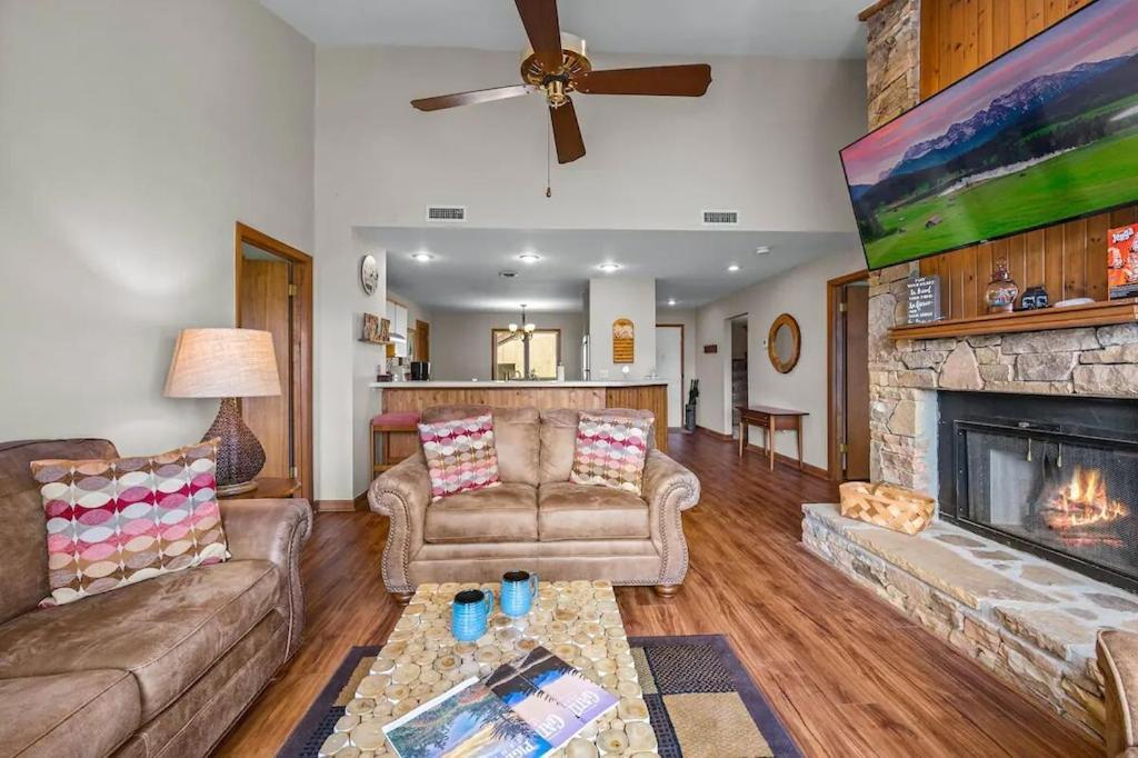 Reeds Retreat By Avada Gatlinburg