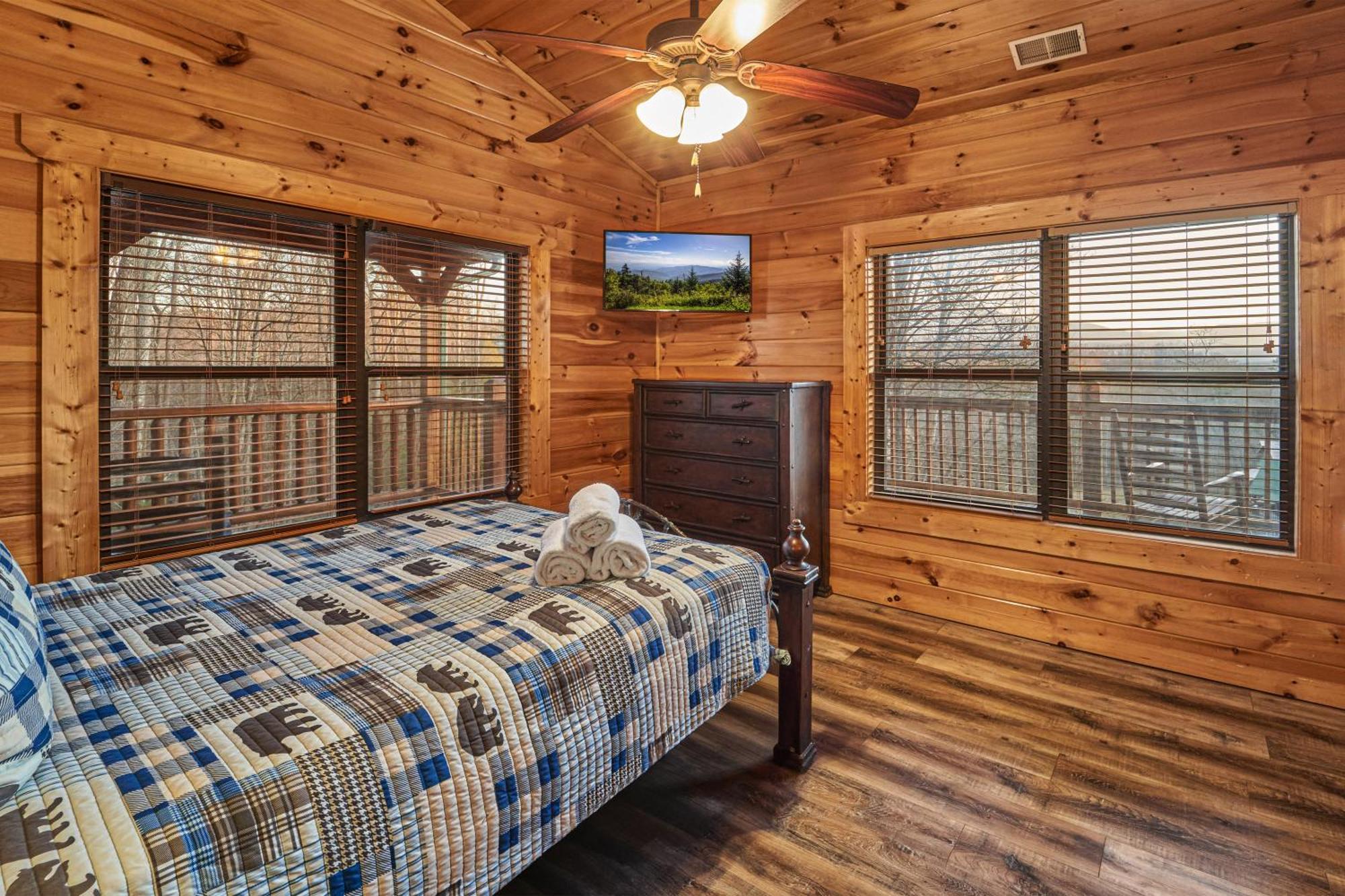 Majestic Views * Gatlinburg