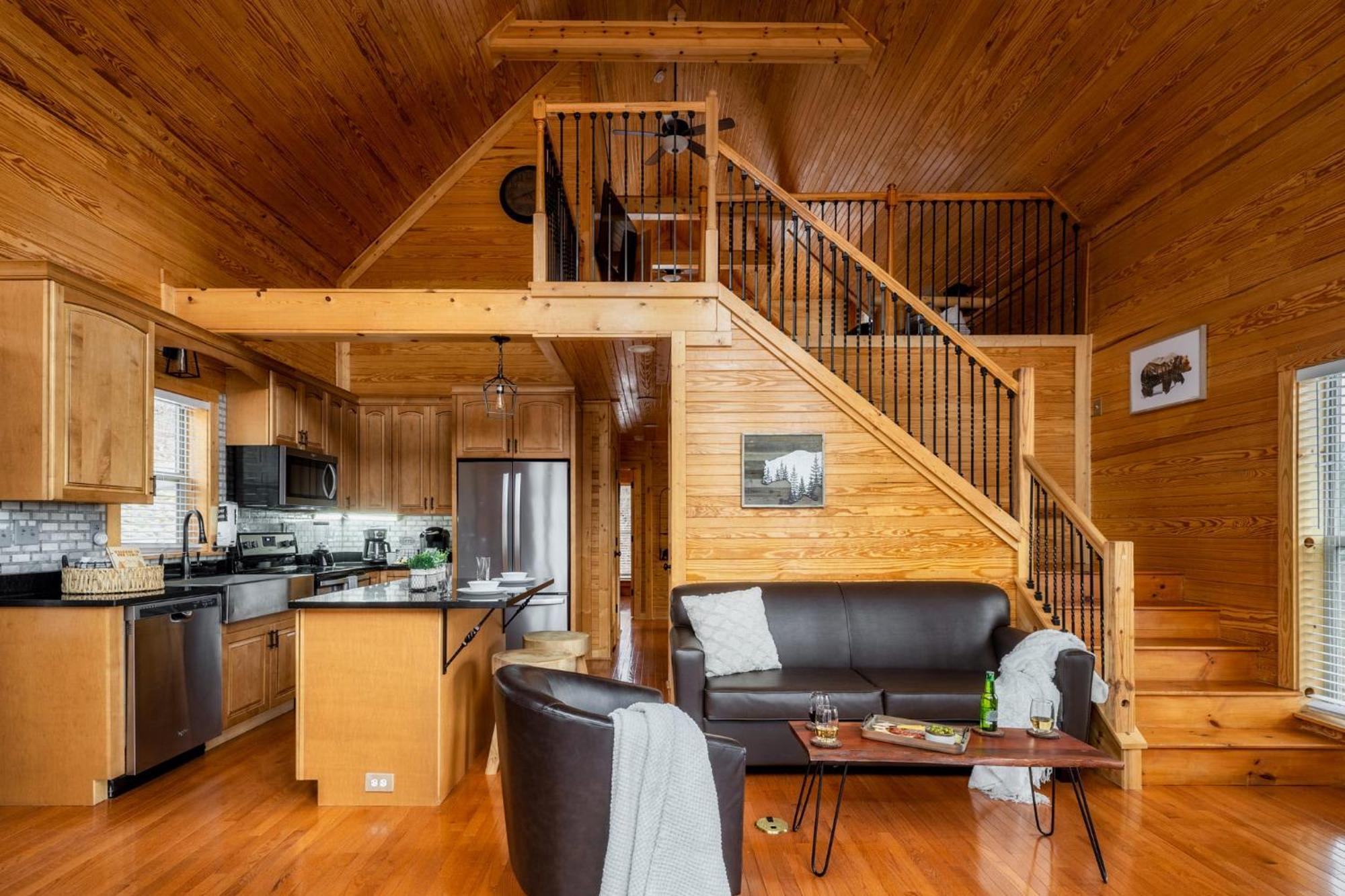 Holiday home Hilltop Hideaway W Hot Tub & Pool Access Gatlinburg