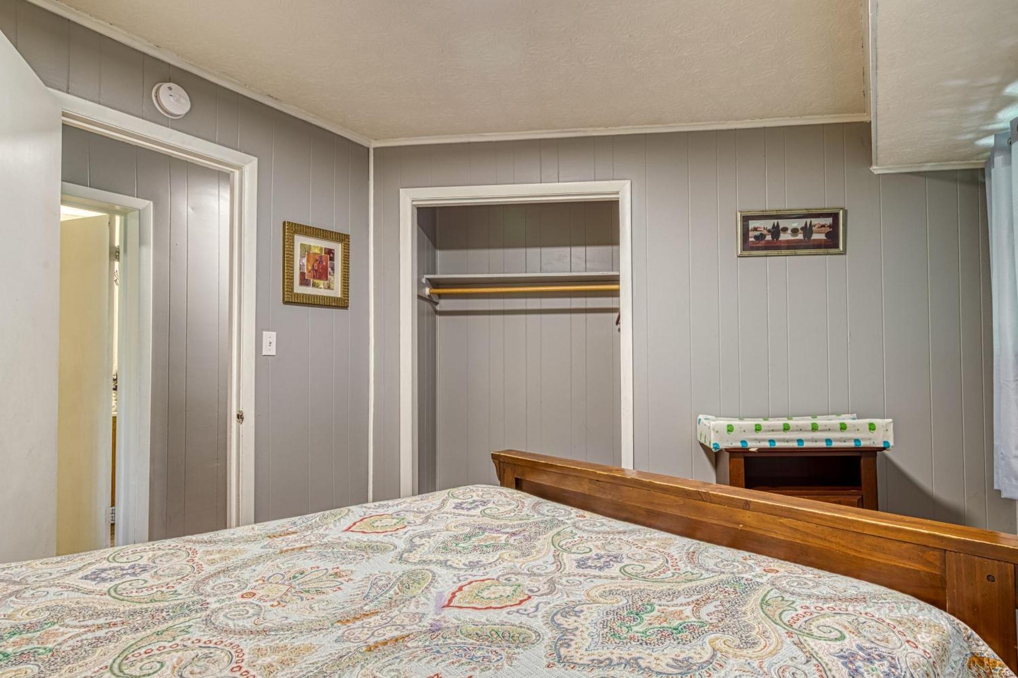 Dancing Bear Lodge, 1089 Free Attraction Tickets For Each Paid Day, Dollywood And *