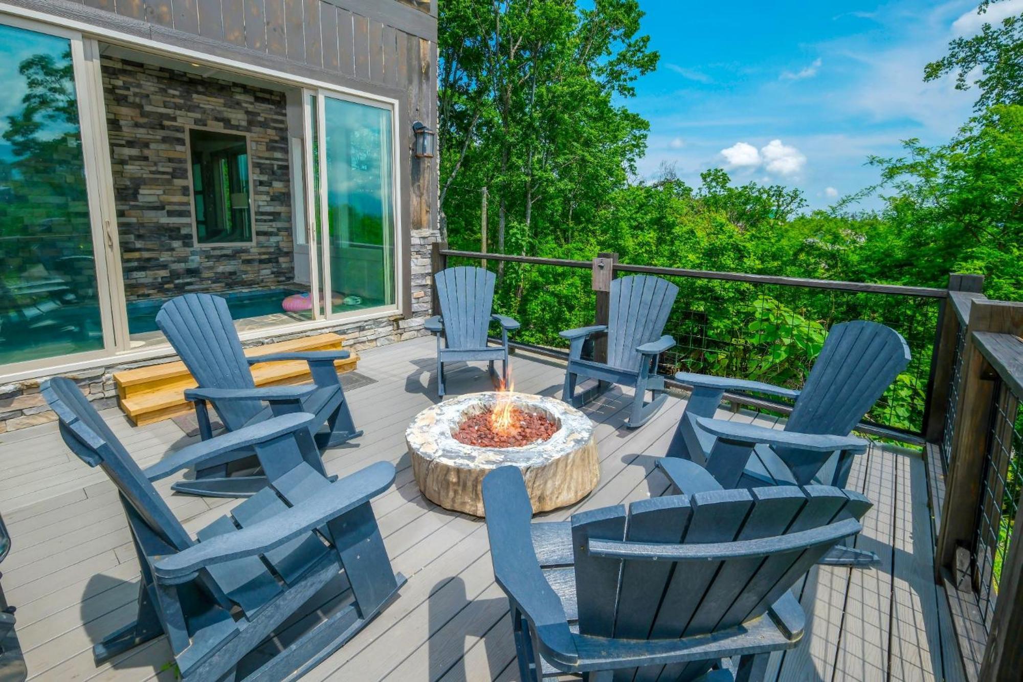 Villa Whitneys Way Gatlinburg