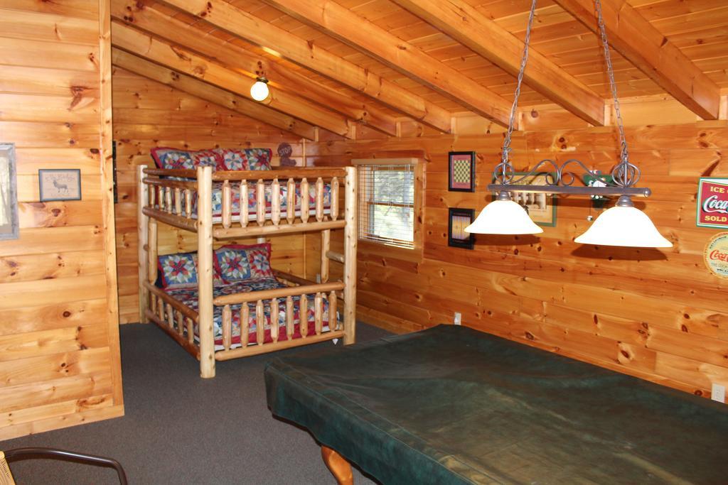 Knotty By Nature Holiday home *