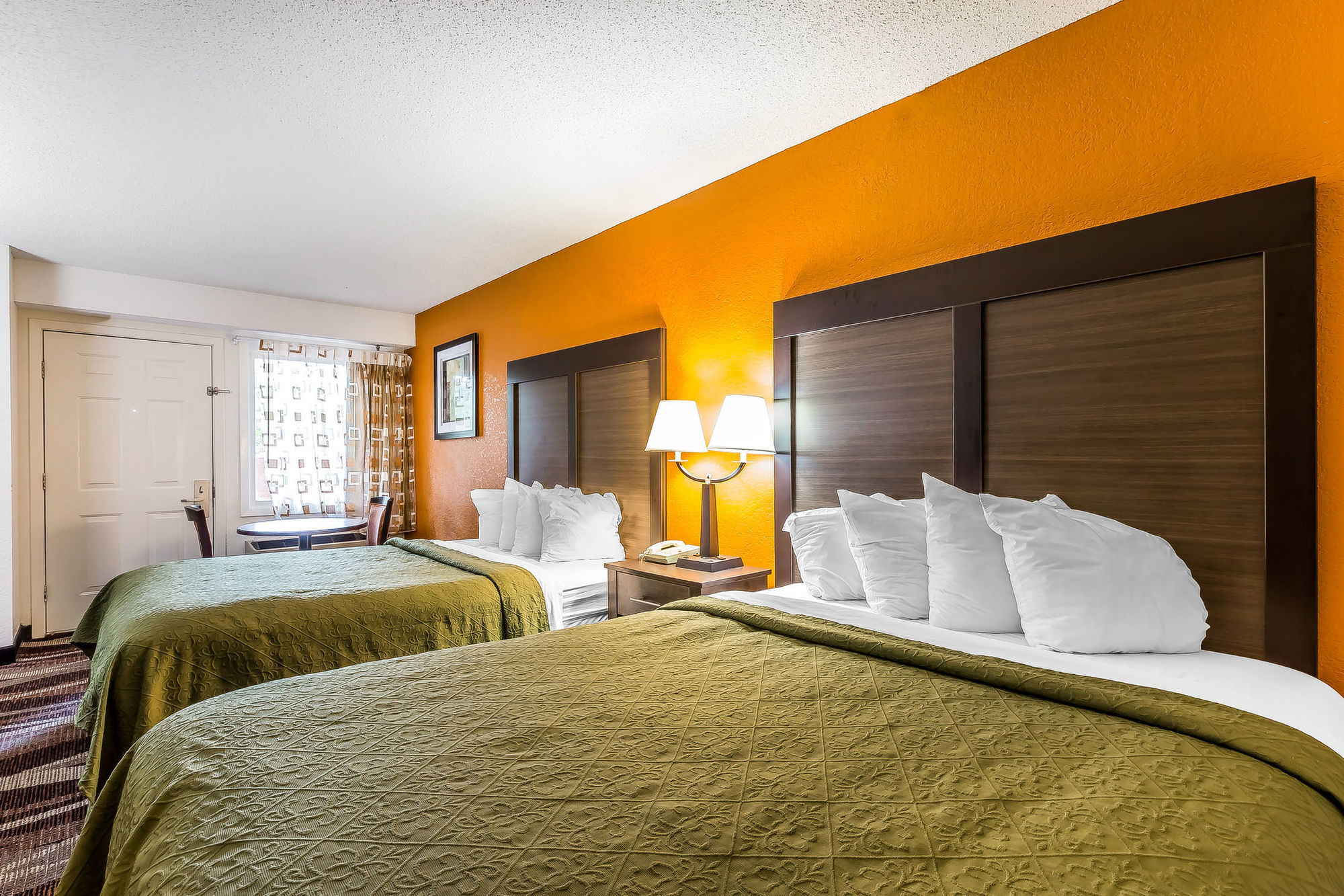 Quality Creekside - Downtown Inn Gatlinburg