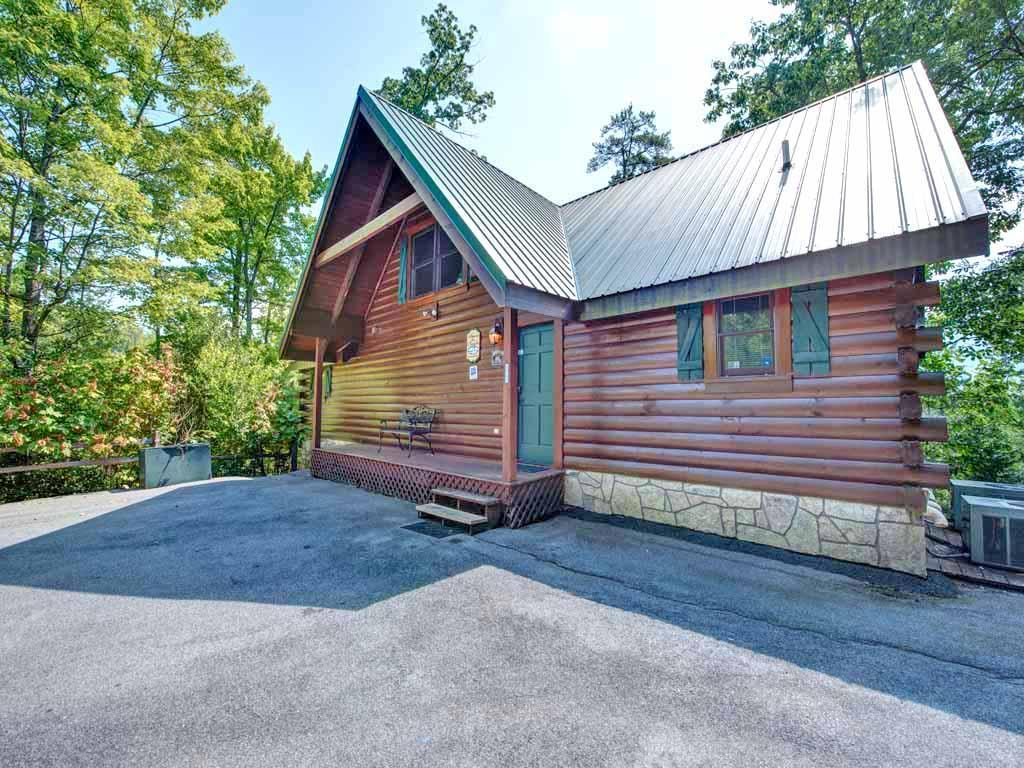 Above The Clouds - Four Bedroom Holiday home