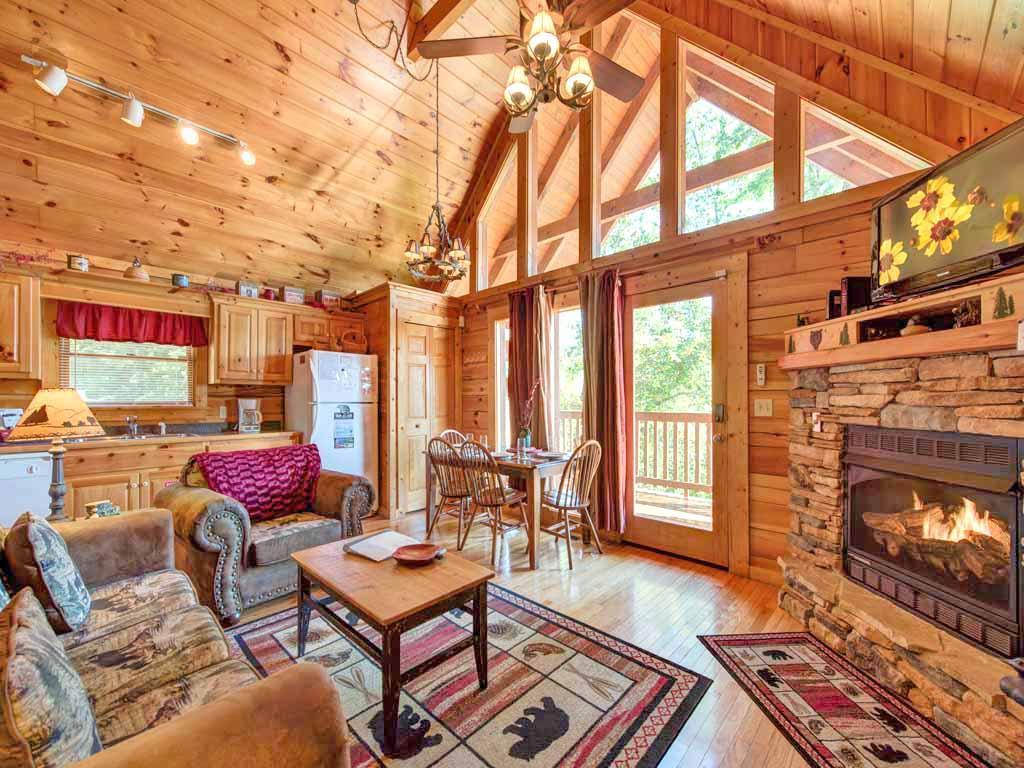 Knotty'n - Two Bedroom *